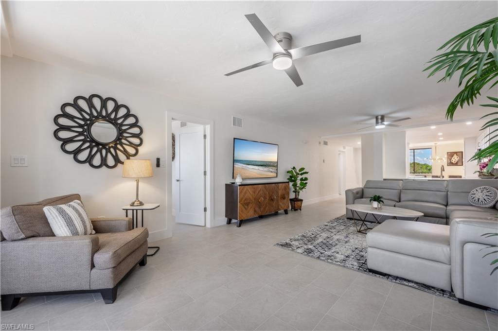 11118 Gulfshore # 203