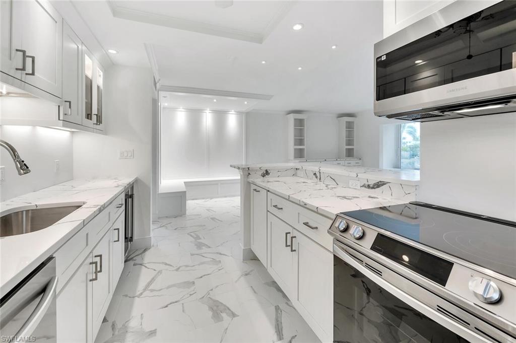 222 Harbour DR # 114