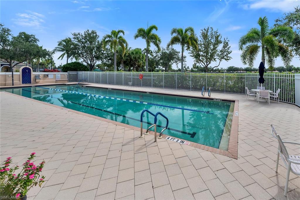 8124 Josefa WAY