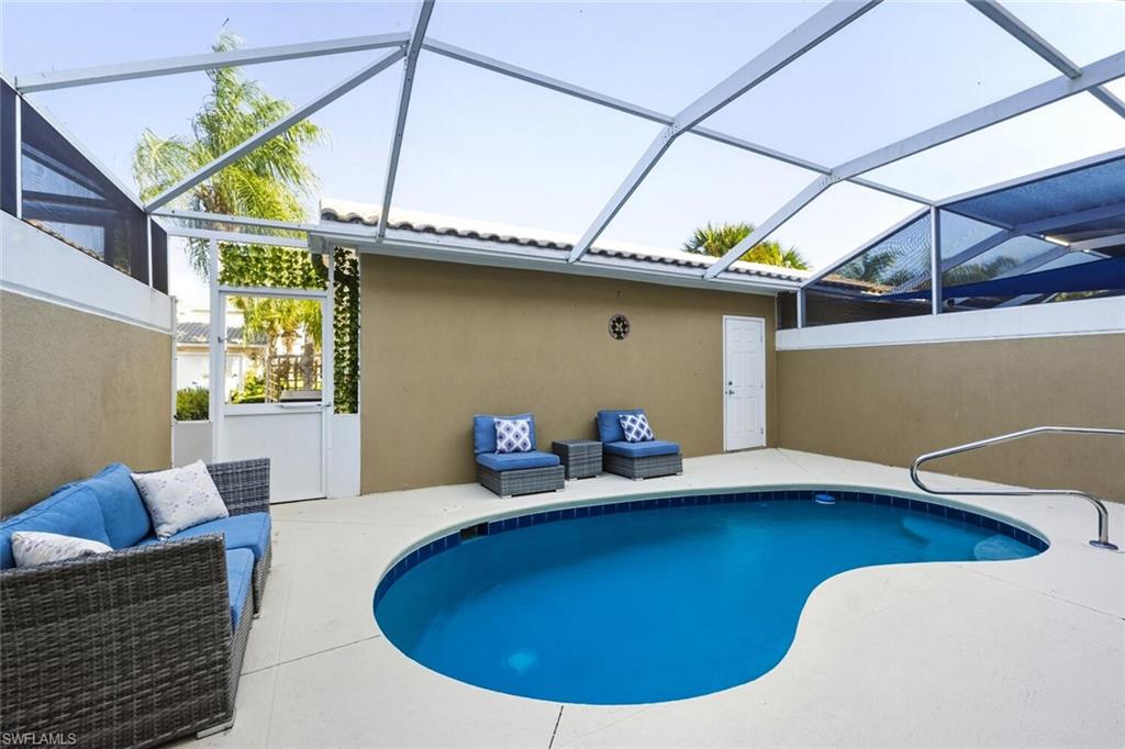 8124 Josefa WAY
