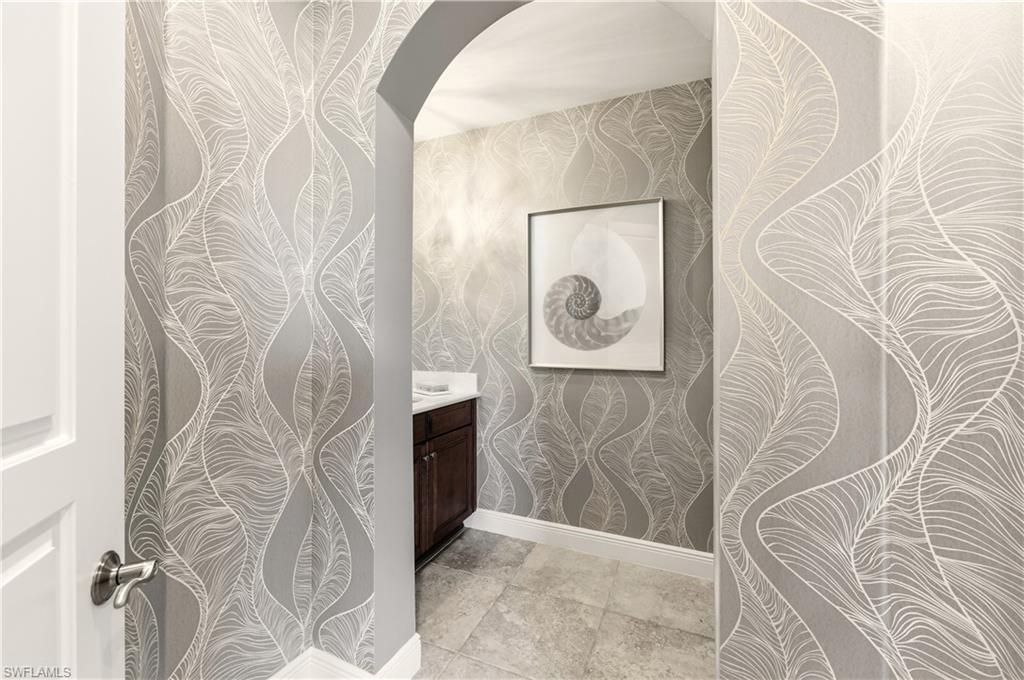 2555 Marquesa Royale LN # 1