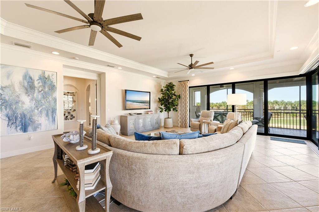 2555 Marquesa Royale LN # 1