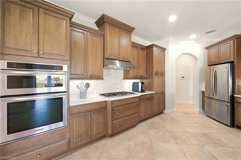 2555 Marquesa Royale LN # 1