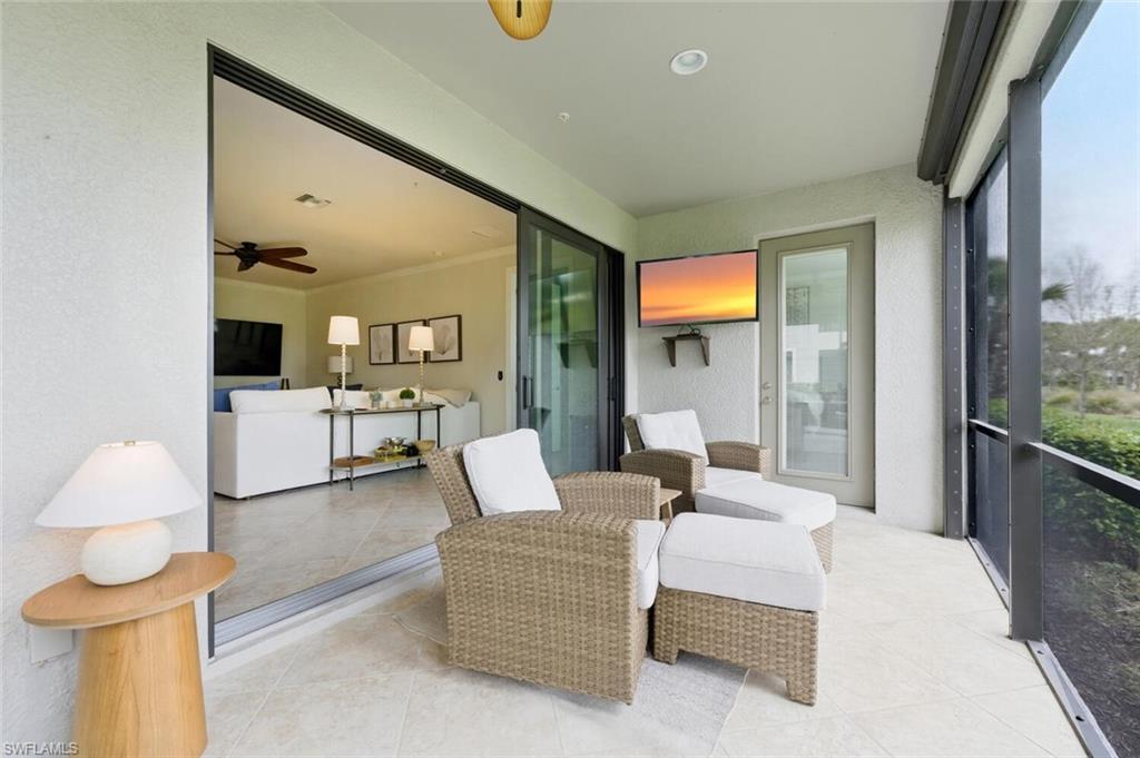 12049 Covent Garden CT 2001