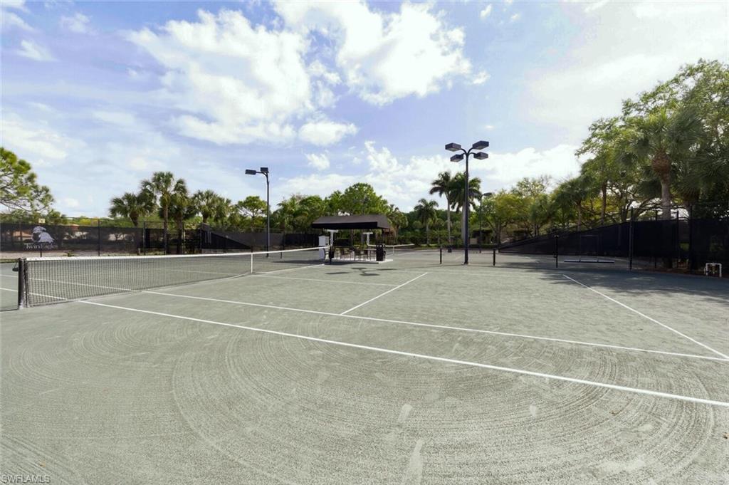 12049 Covent Garden CT 2001