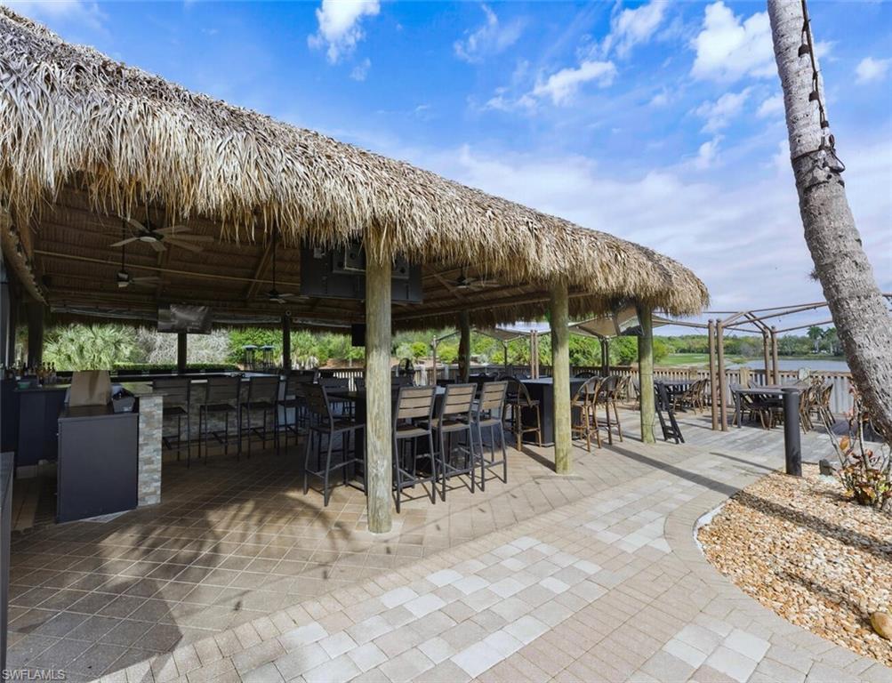 12049 Covent Garden CT 2001