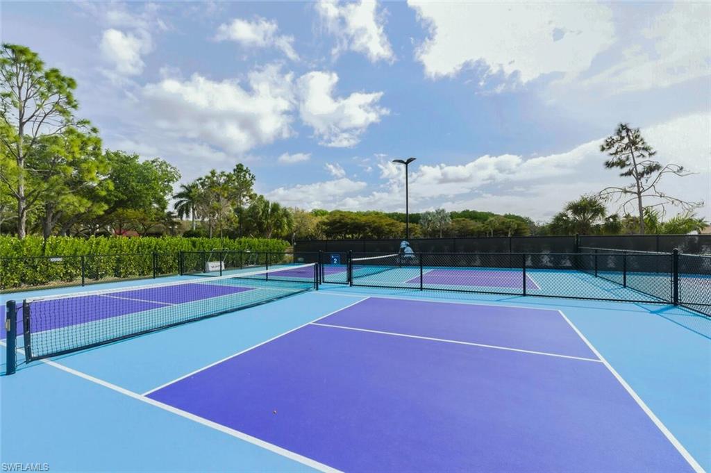 12049 Covent Garden CT 2001