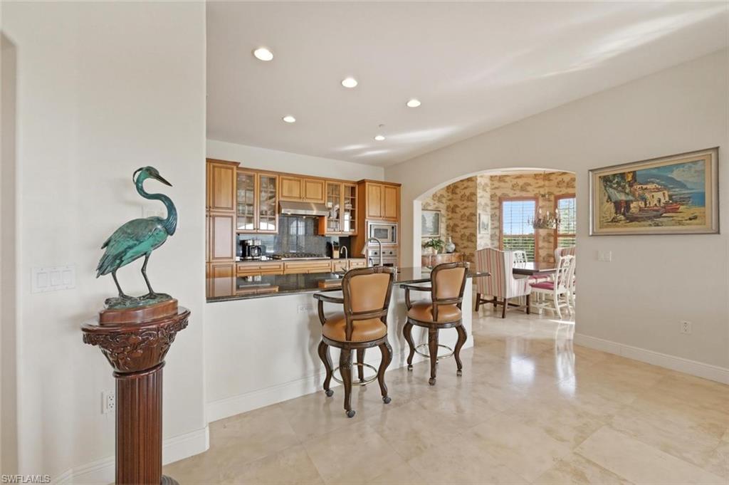 2538 Marquesa Royale LN PH 5-301