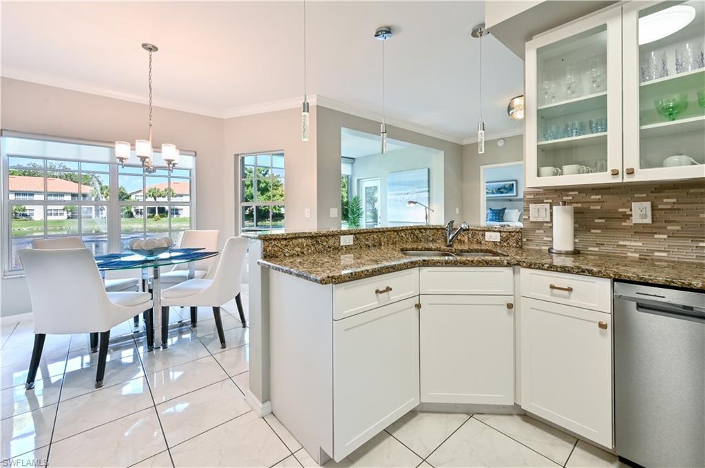 1054 Egrets Walk CIR 102
