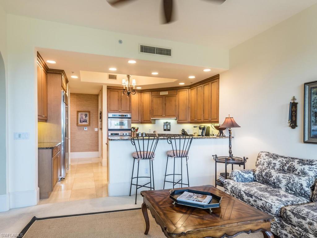 2728 Tiburon BLVD E PH-503