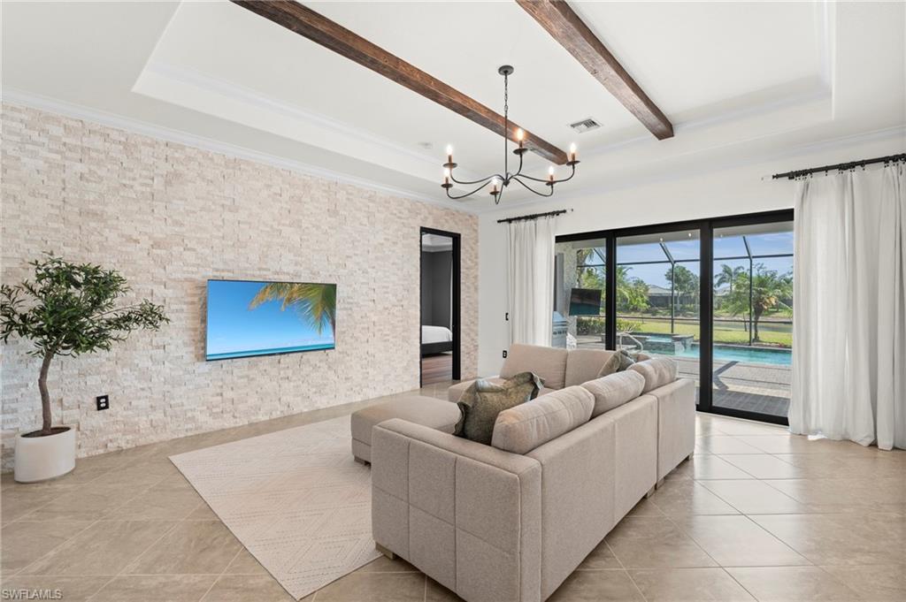2067 Antigua LN