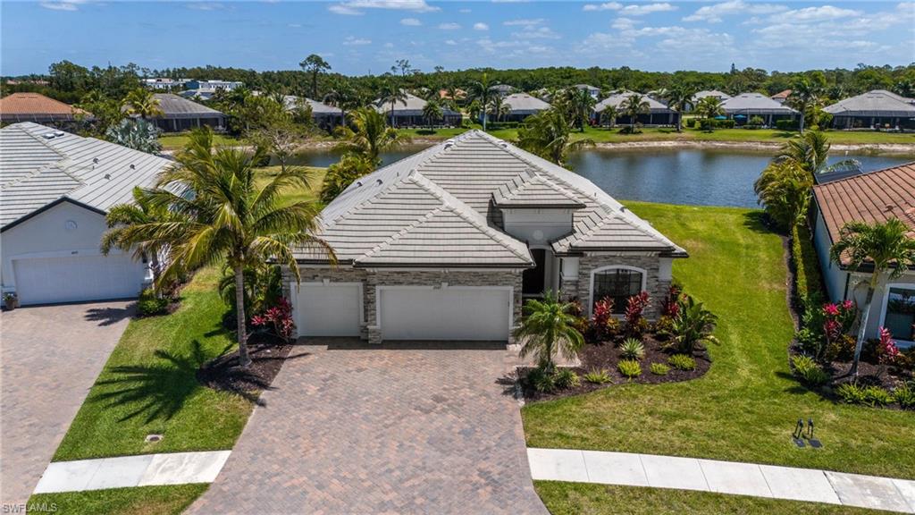 2067 Antigua LN