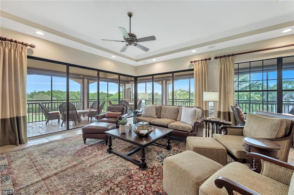 2543 Marquesa Royale LN PH 301