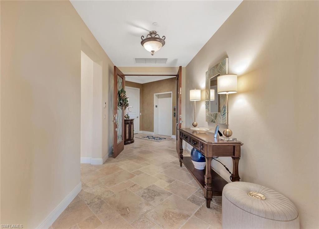 2543 Marquesa Royale LN PH 301