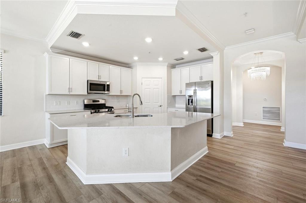 2165 Frangipani CIR 102