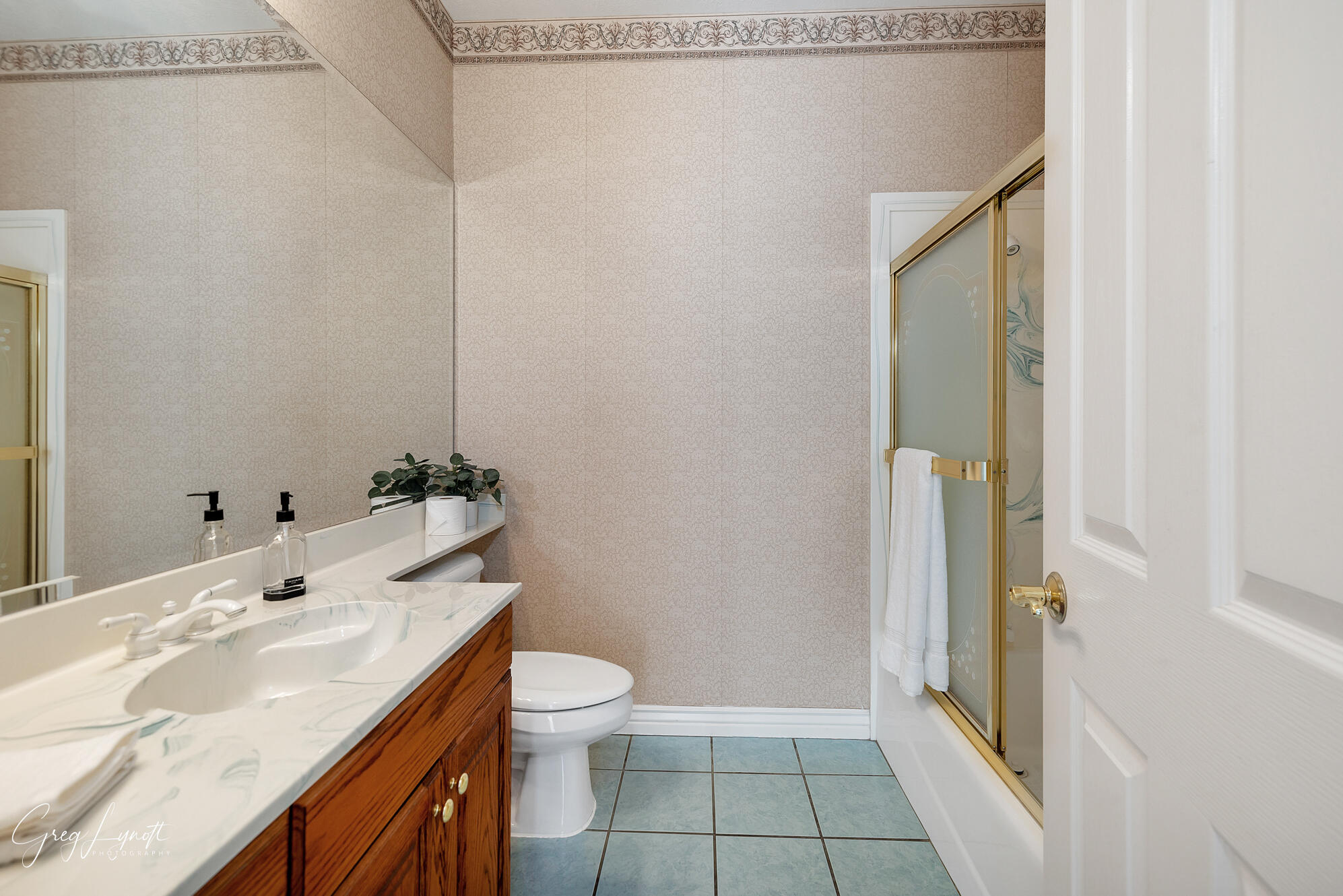 1979 W Rivers Edge LN