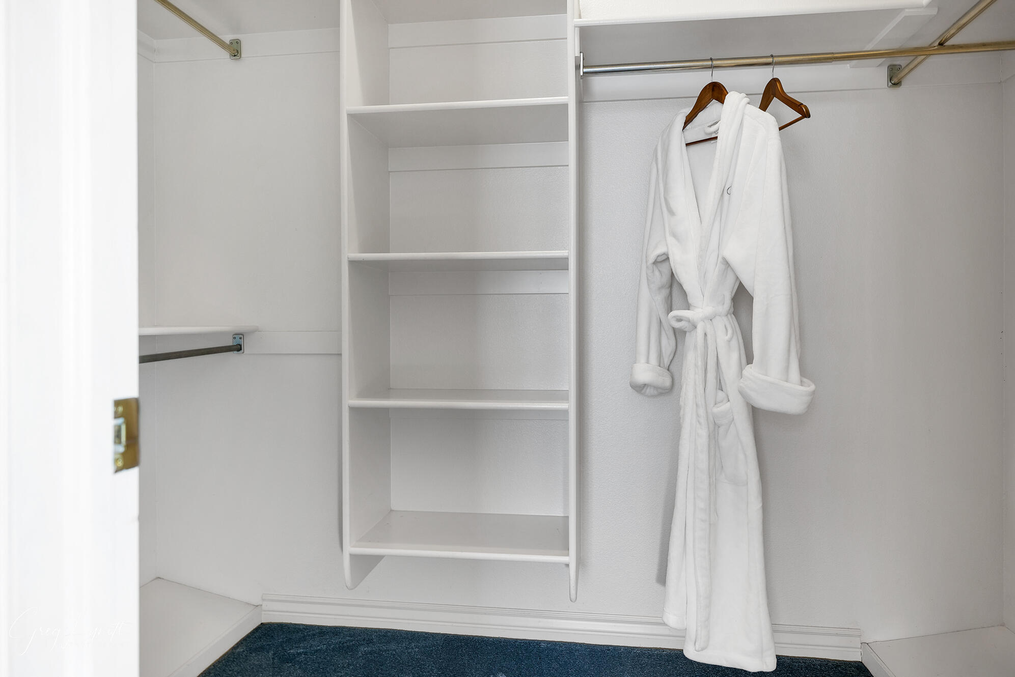 1979 W Rivers Edge LN