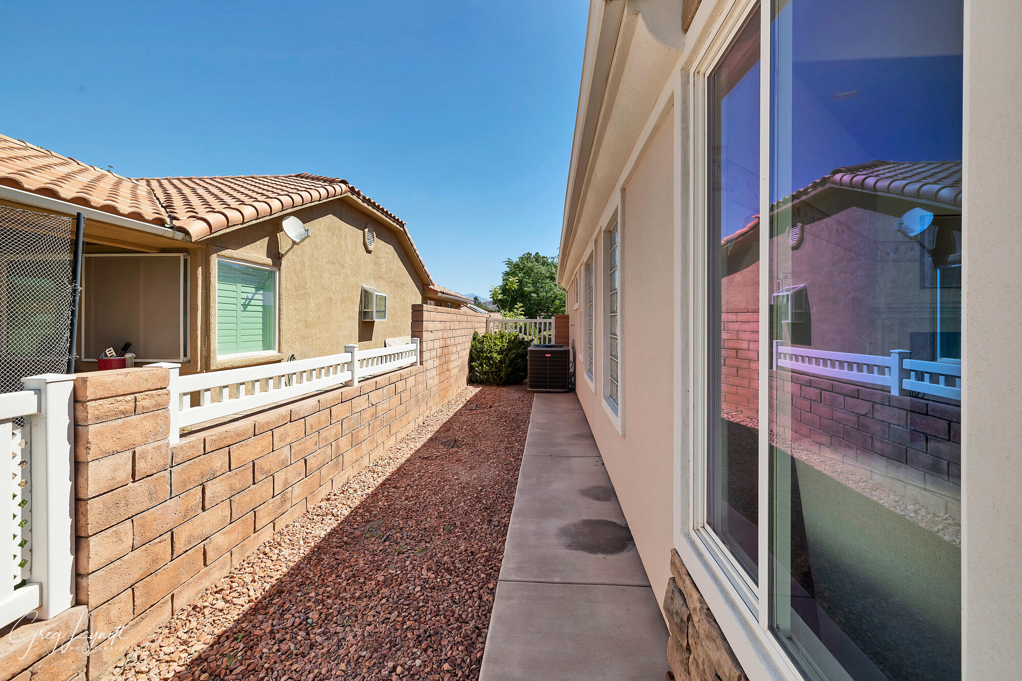 1979 W Rivers Edge LN