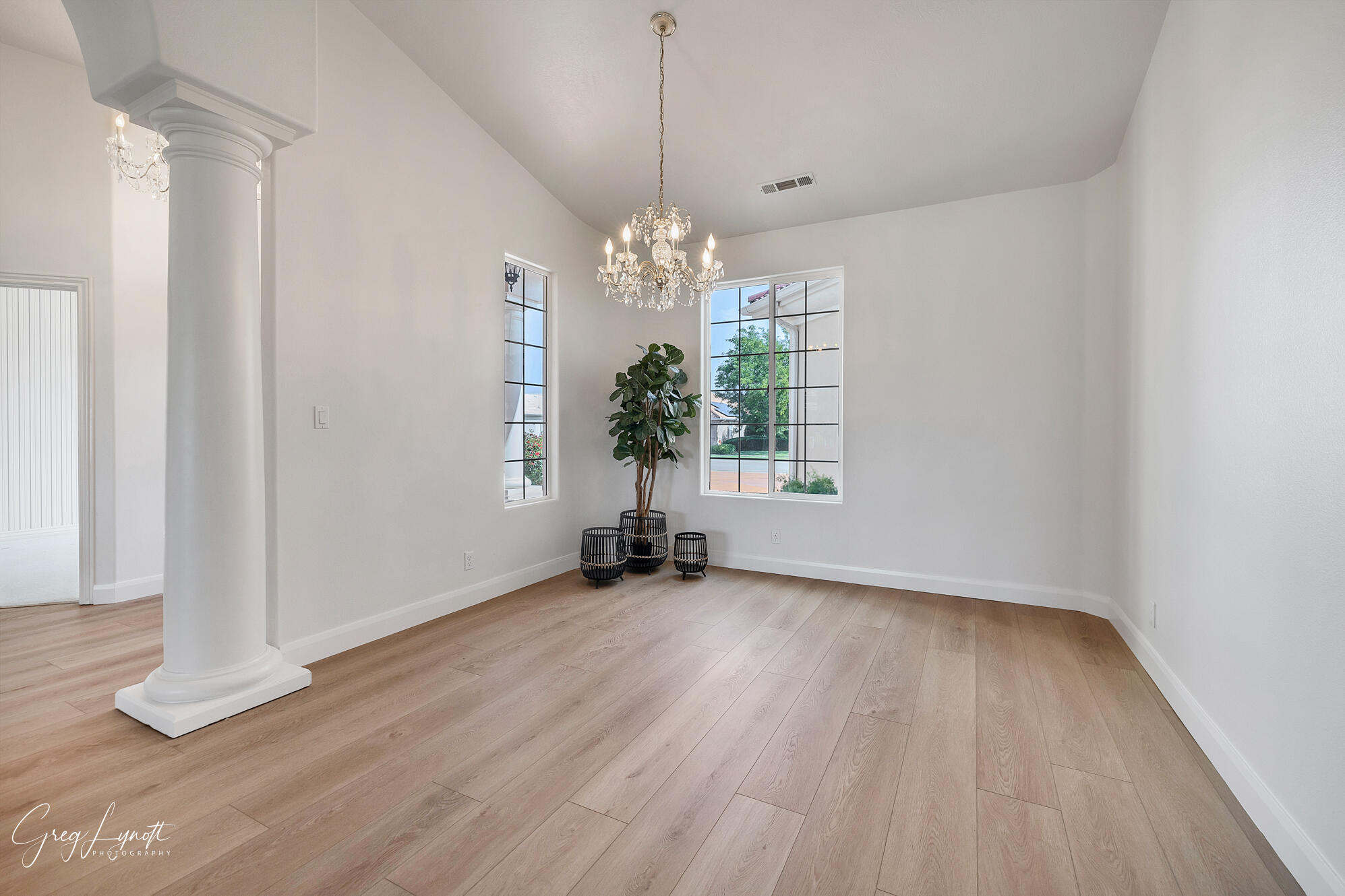 1979 W Rivers Edge LN