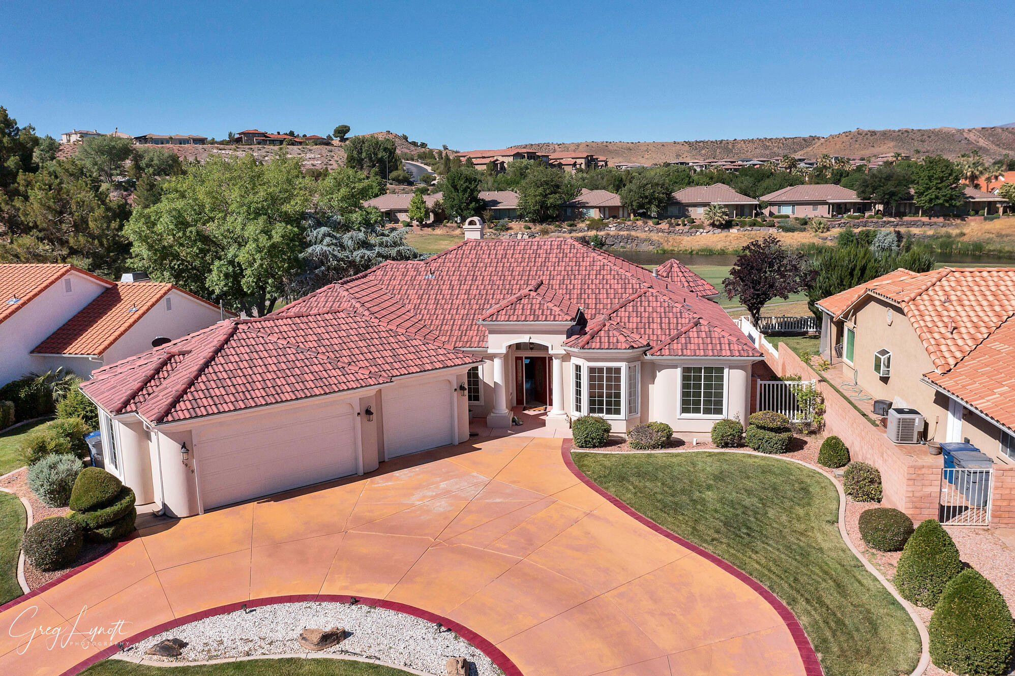 1979 W Rivers Edge LN