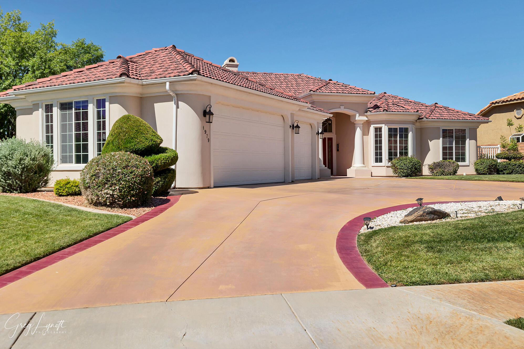 1979 W Rivers Edge LN