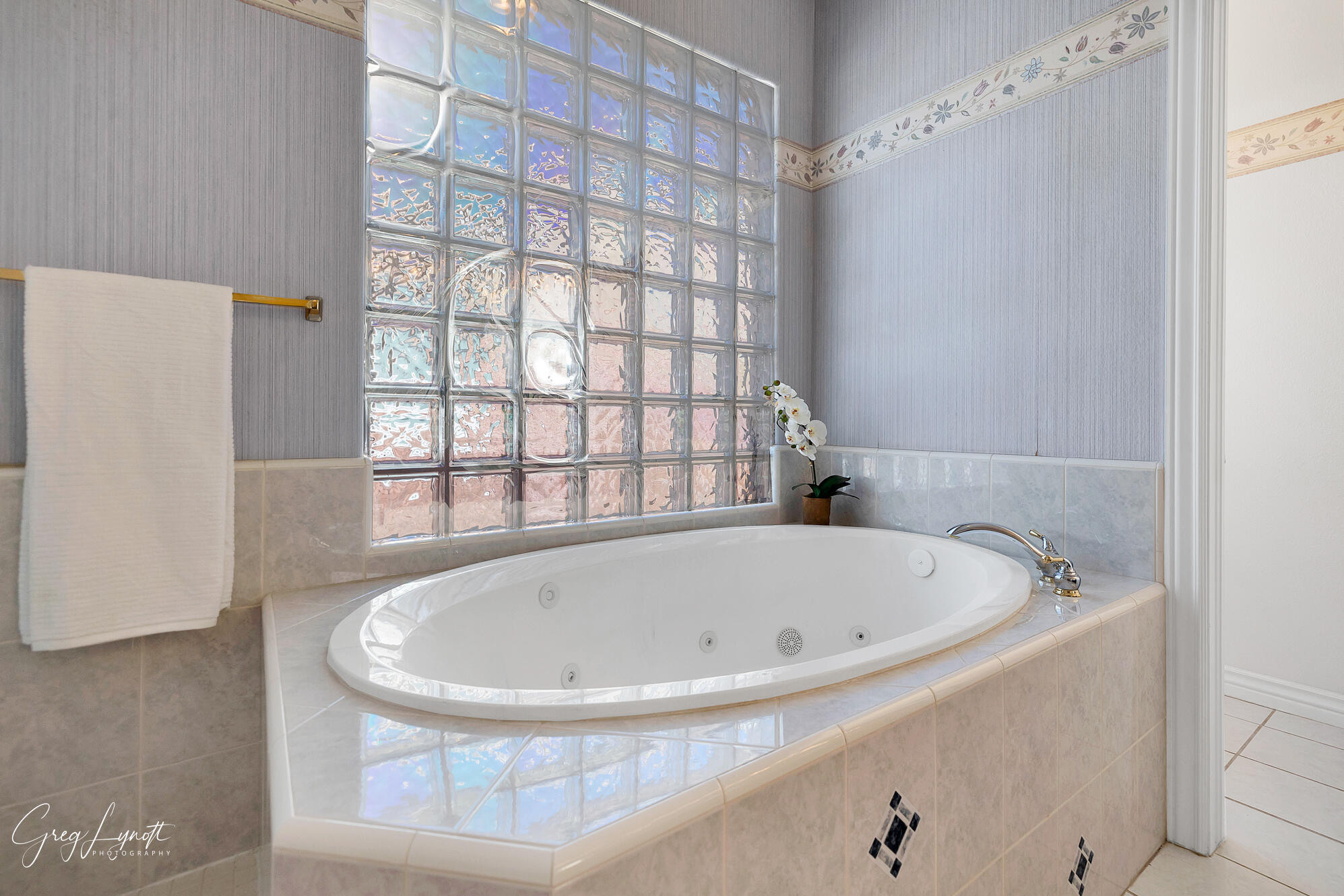 1979 W Rivers Edge LN