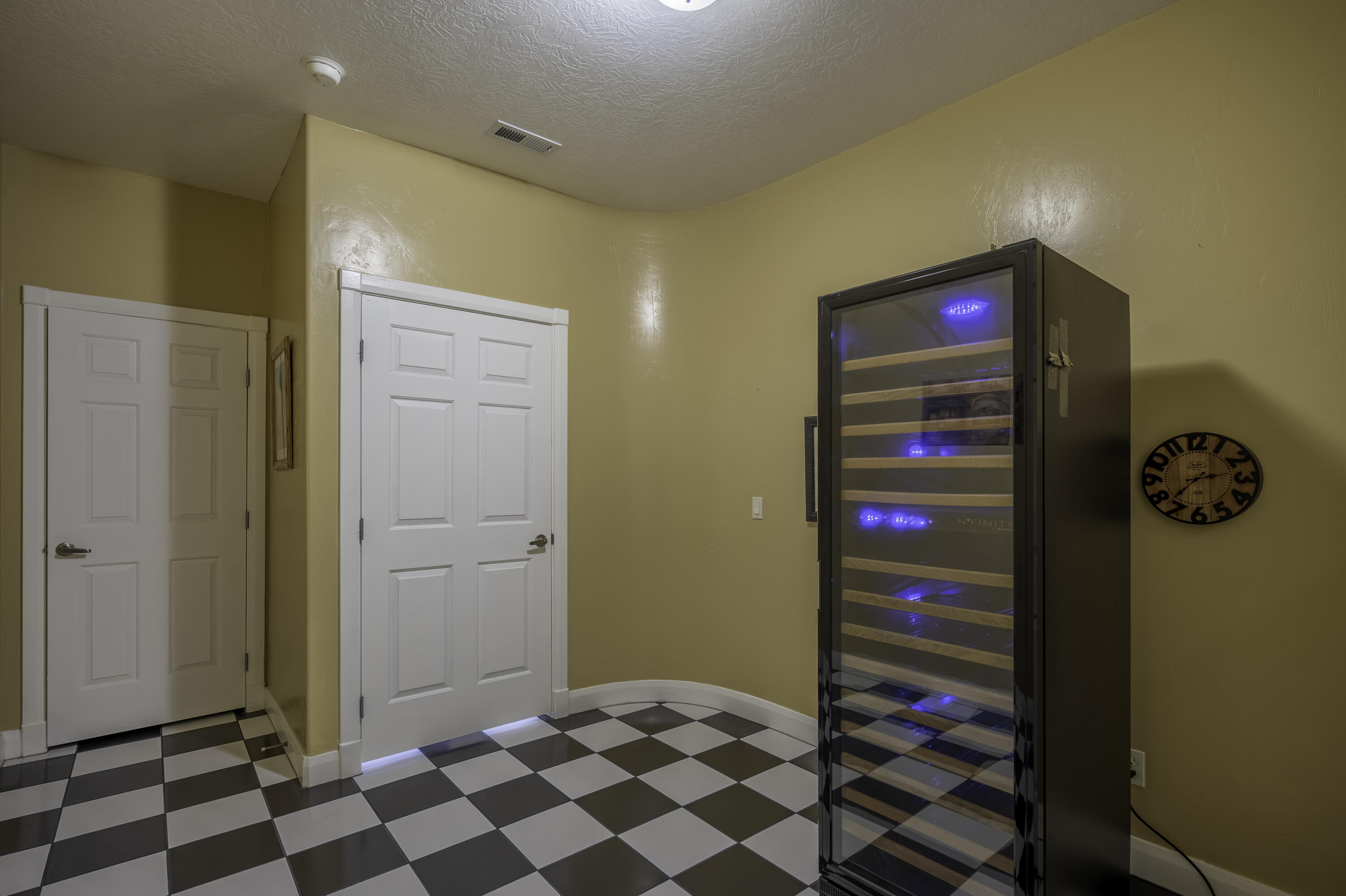 145 N Mall DR Unit: #24