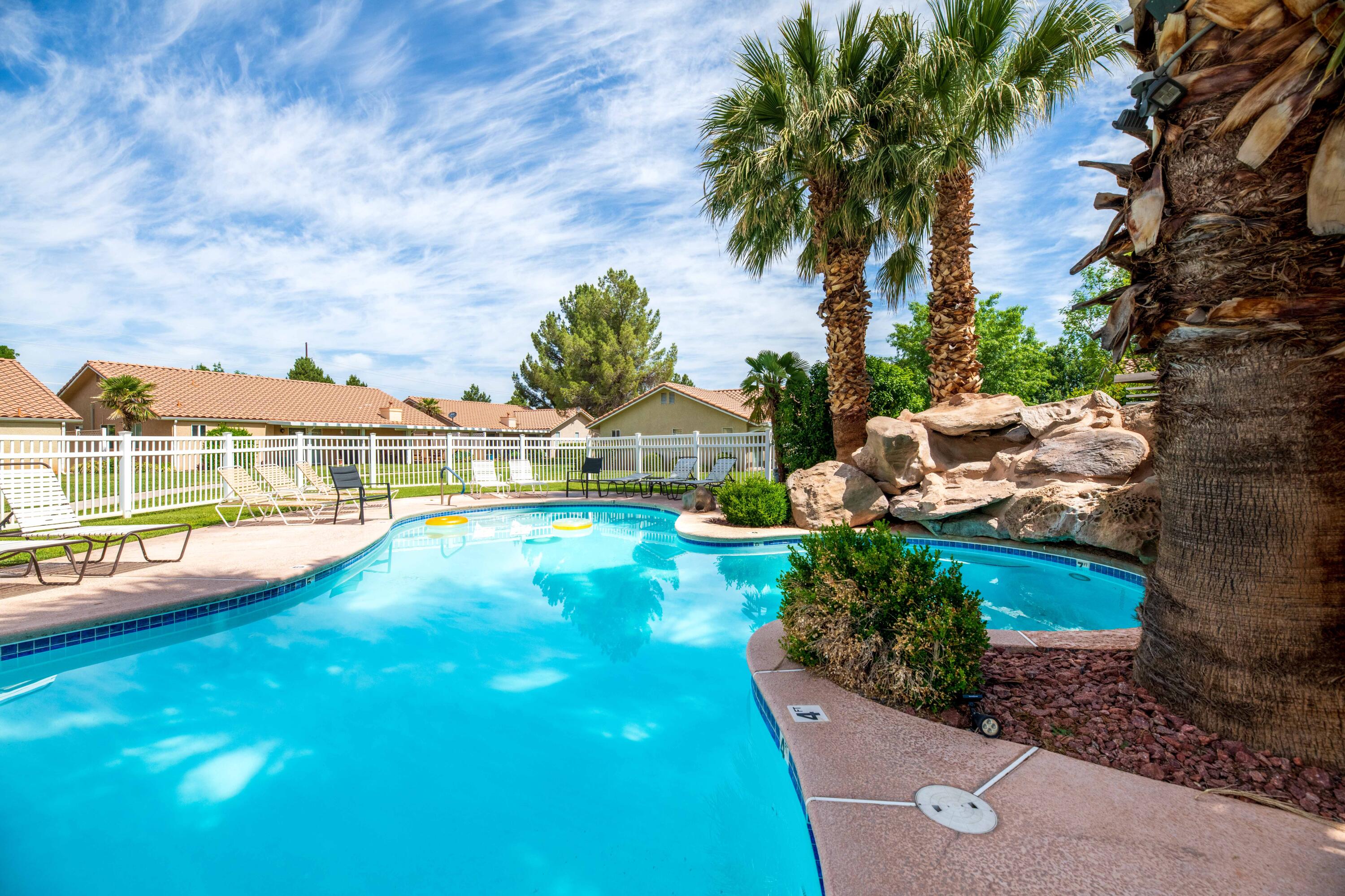 1825 W Mathis Park Unit: #33