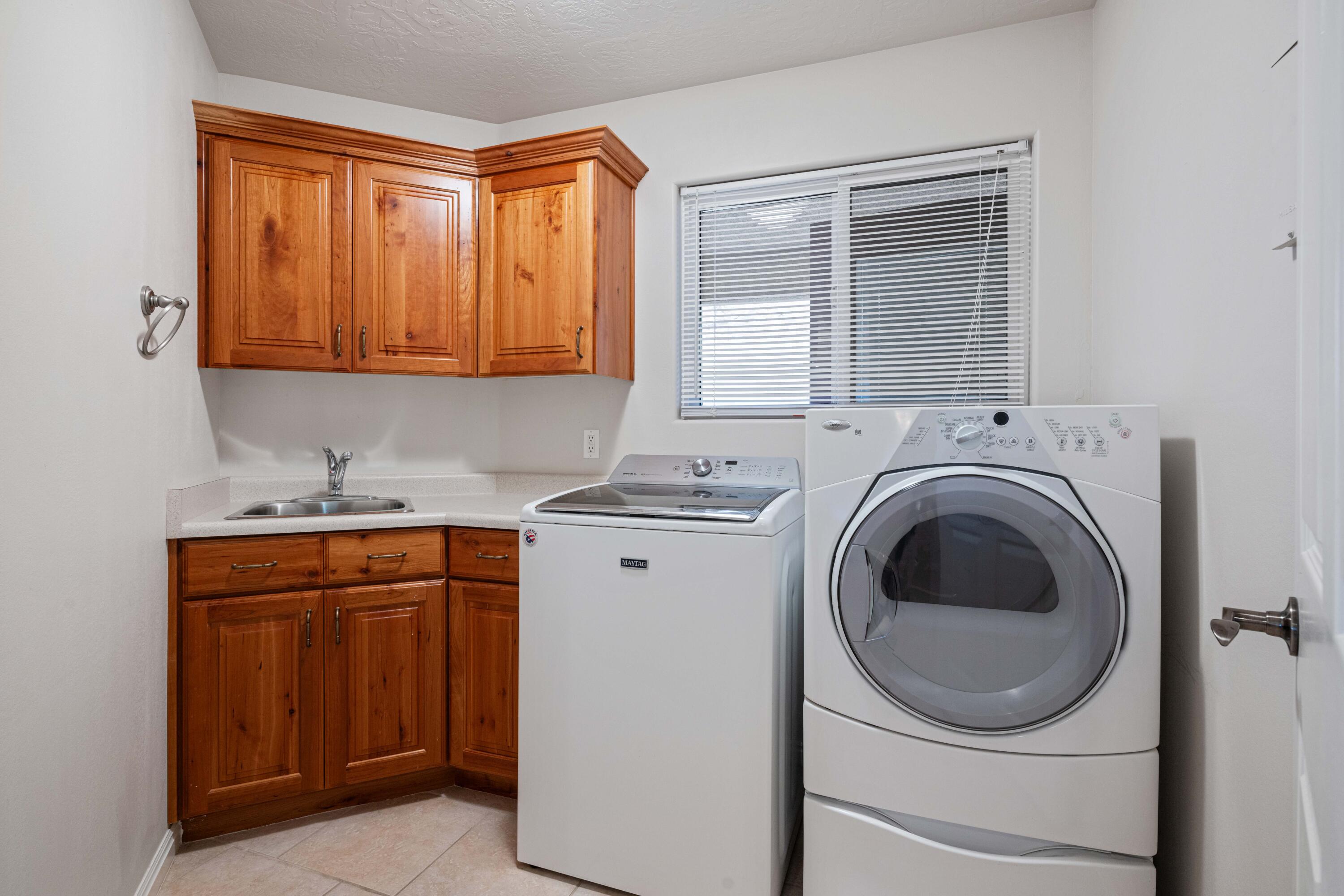 445 N Northridge Ave