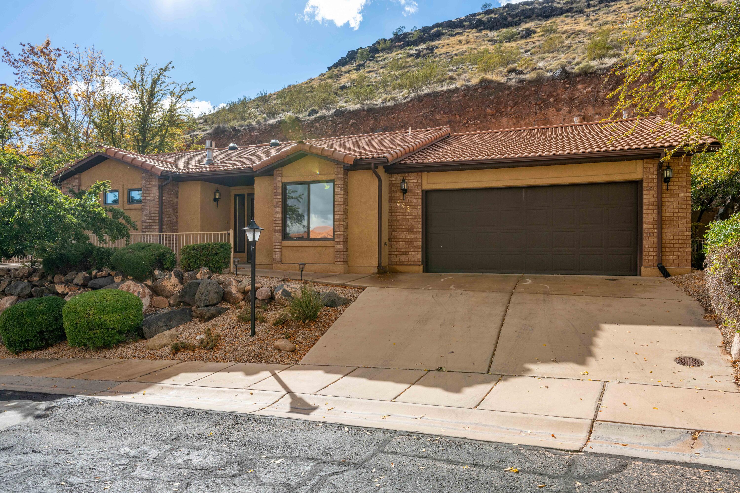 445 N Northridge Ave