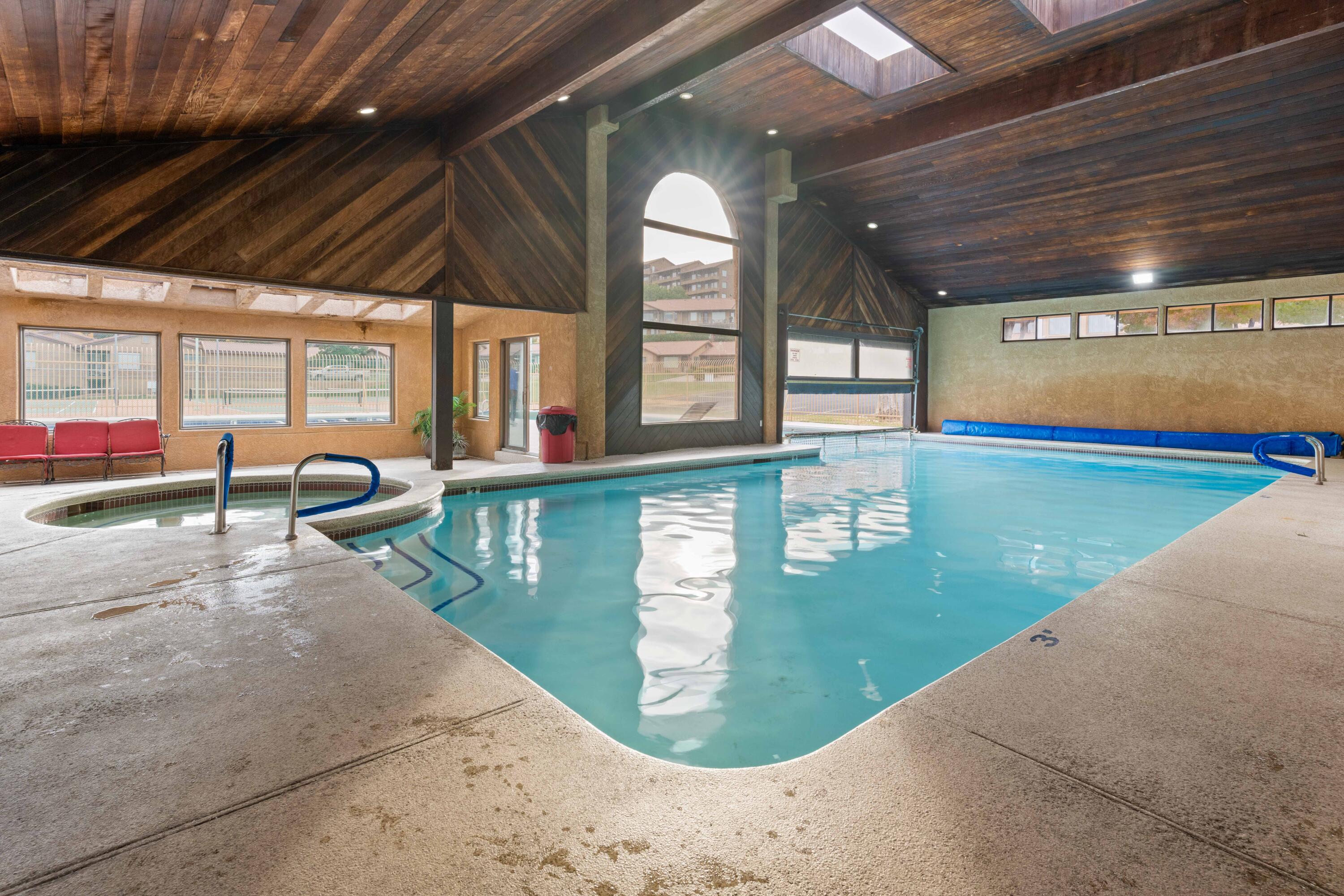 445 N Northridge Ave