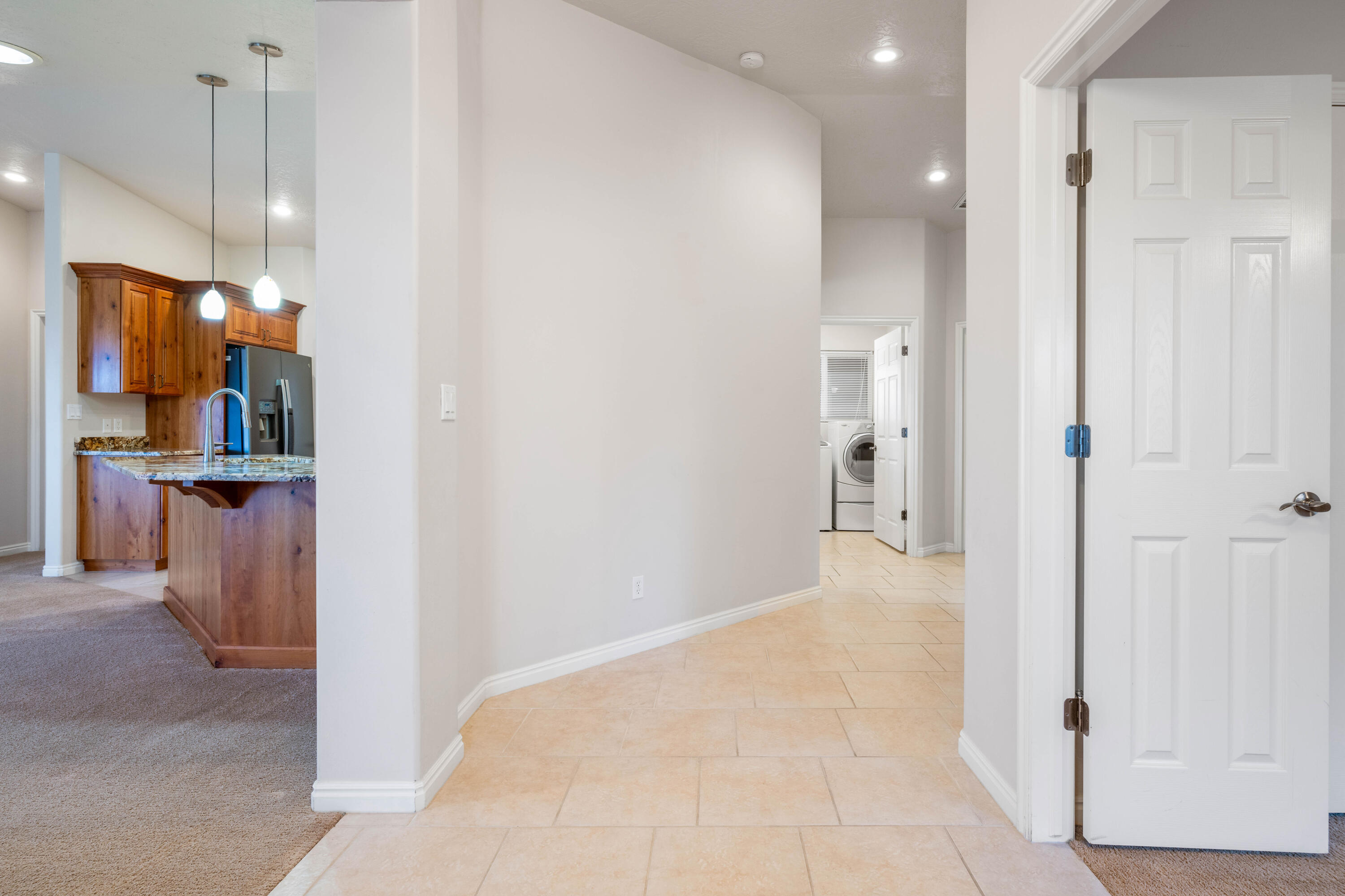 445 N Northridge Ave