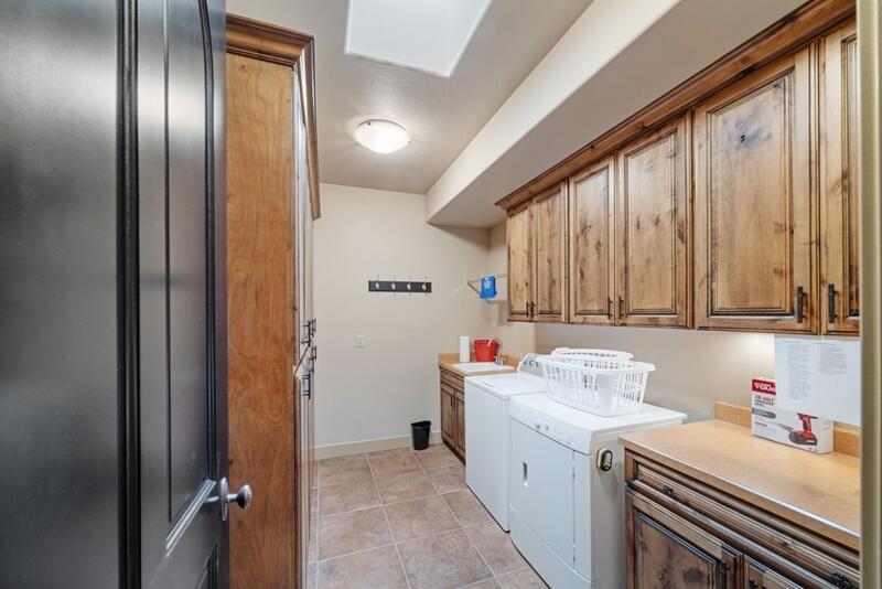 2329 N Cohonina Trail