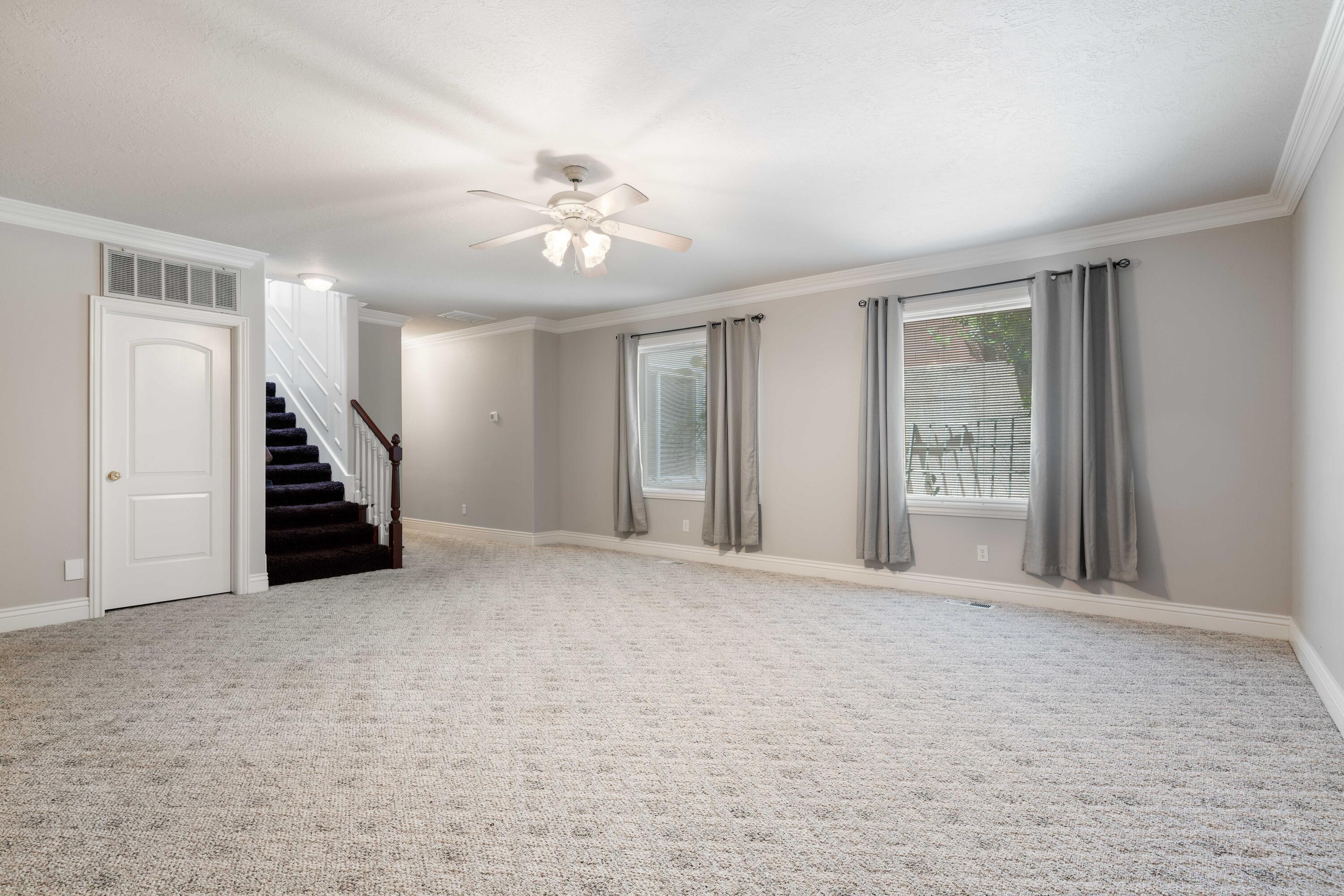 1329 W Bloomington DR S