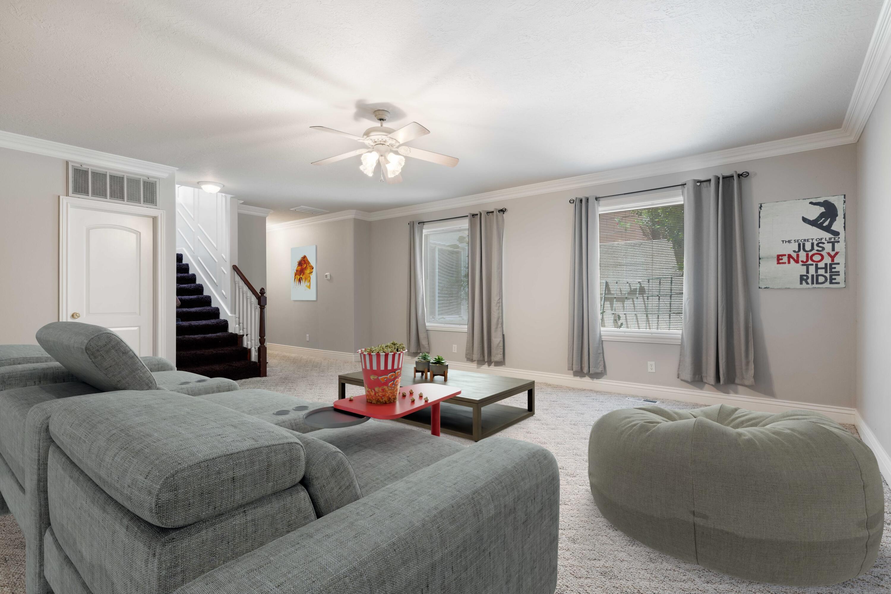 1329 W Bloomington DR S