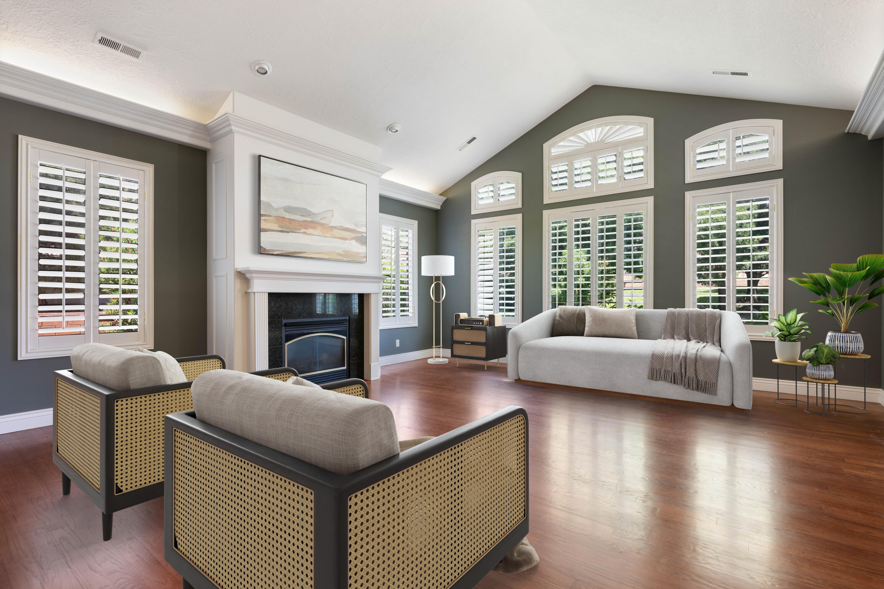 1329 W Bloomington DR S