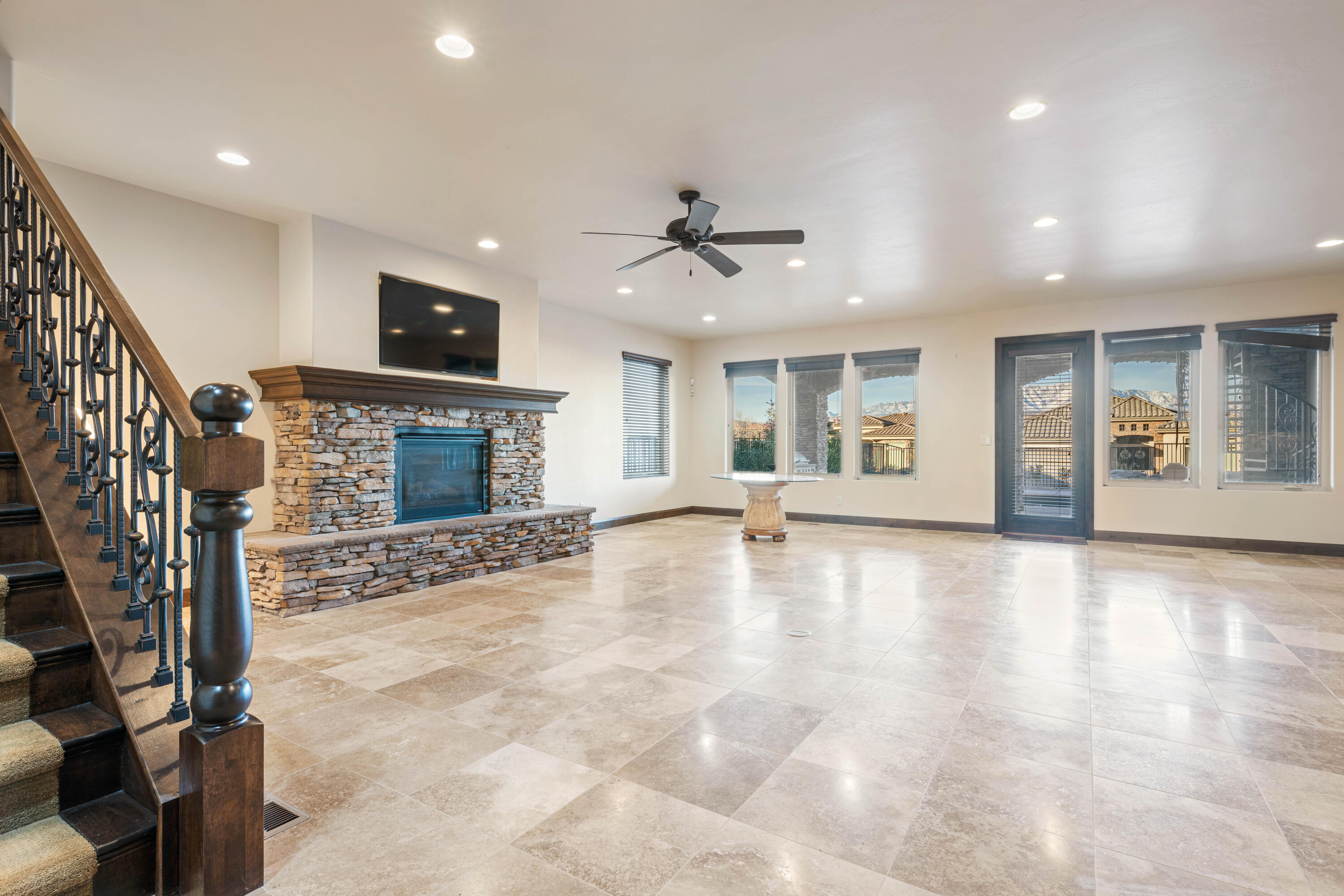 2243 W Sunbrook DR Unit: 124