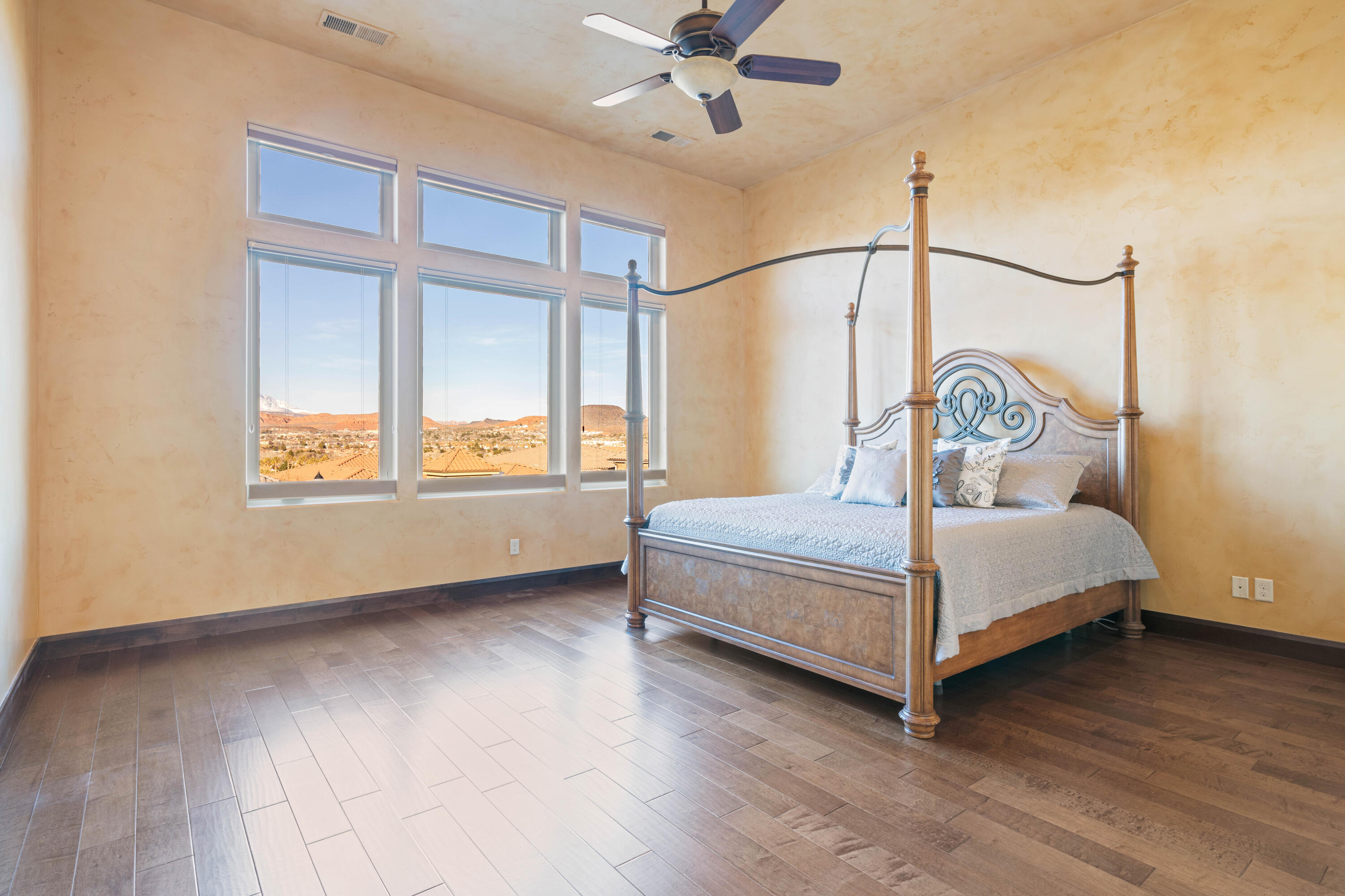 2243 W Sunbrook DR Unit: 124