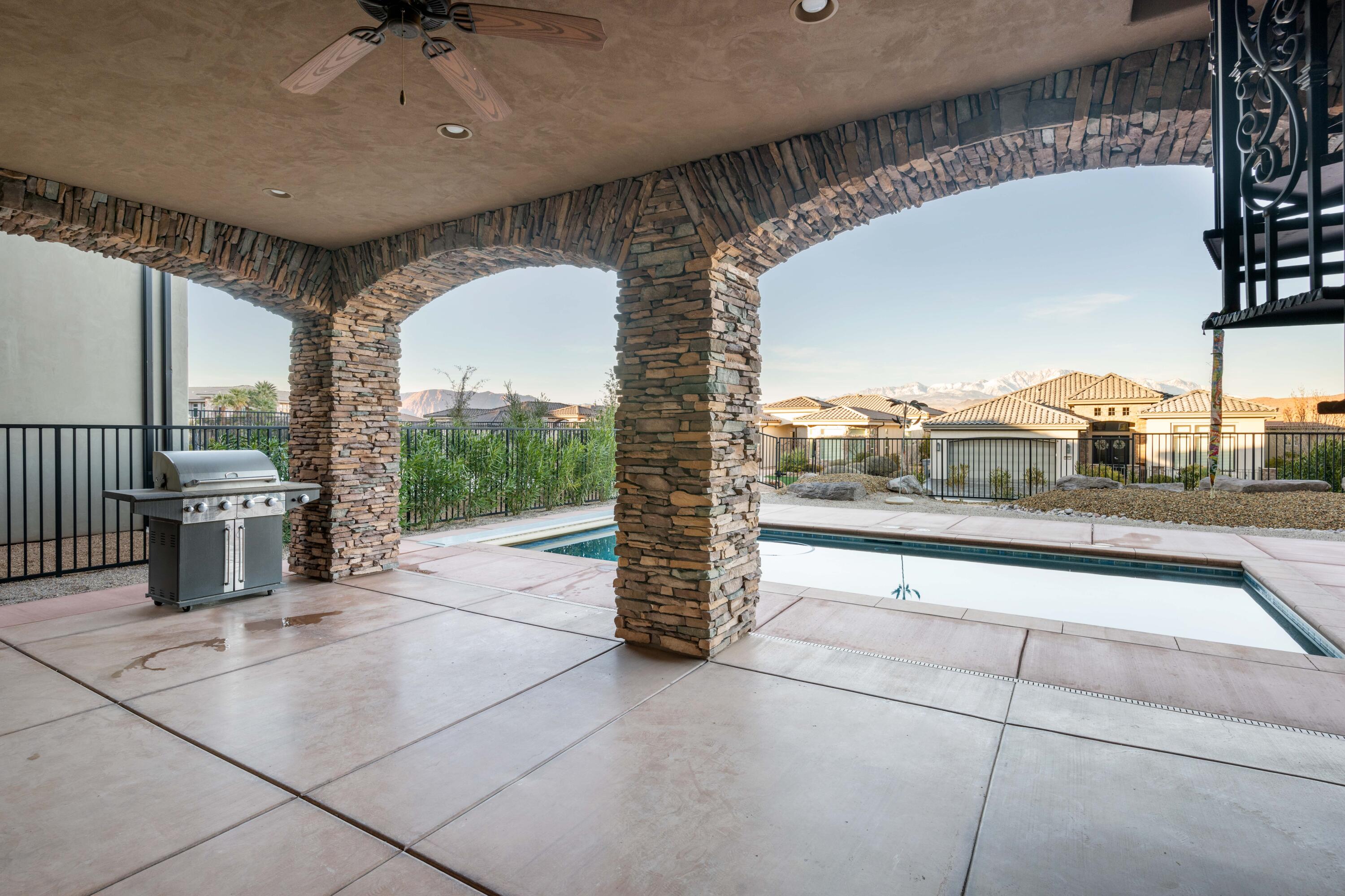 2243 W Sunbrook DR Unit: 124