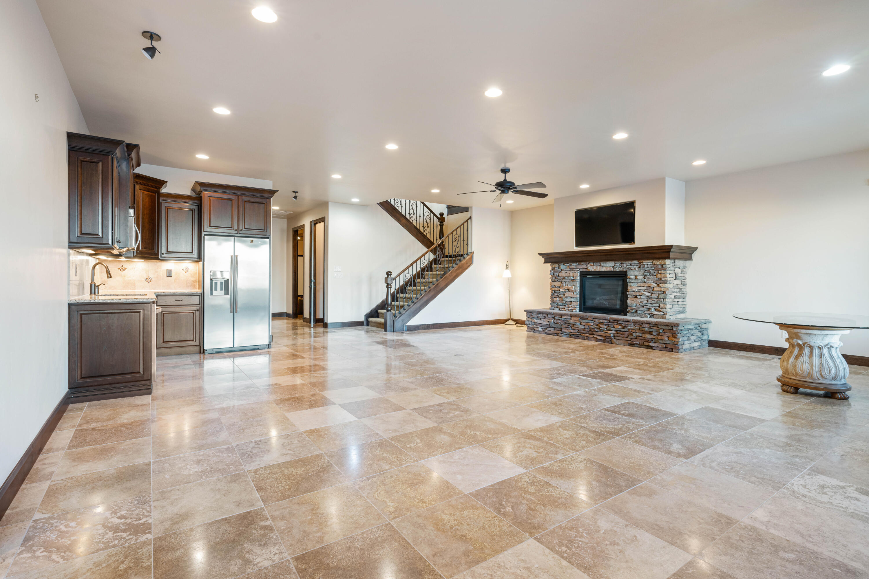 2243 W Sunbrook DR Unit: 124