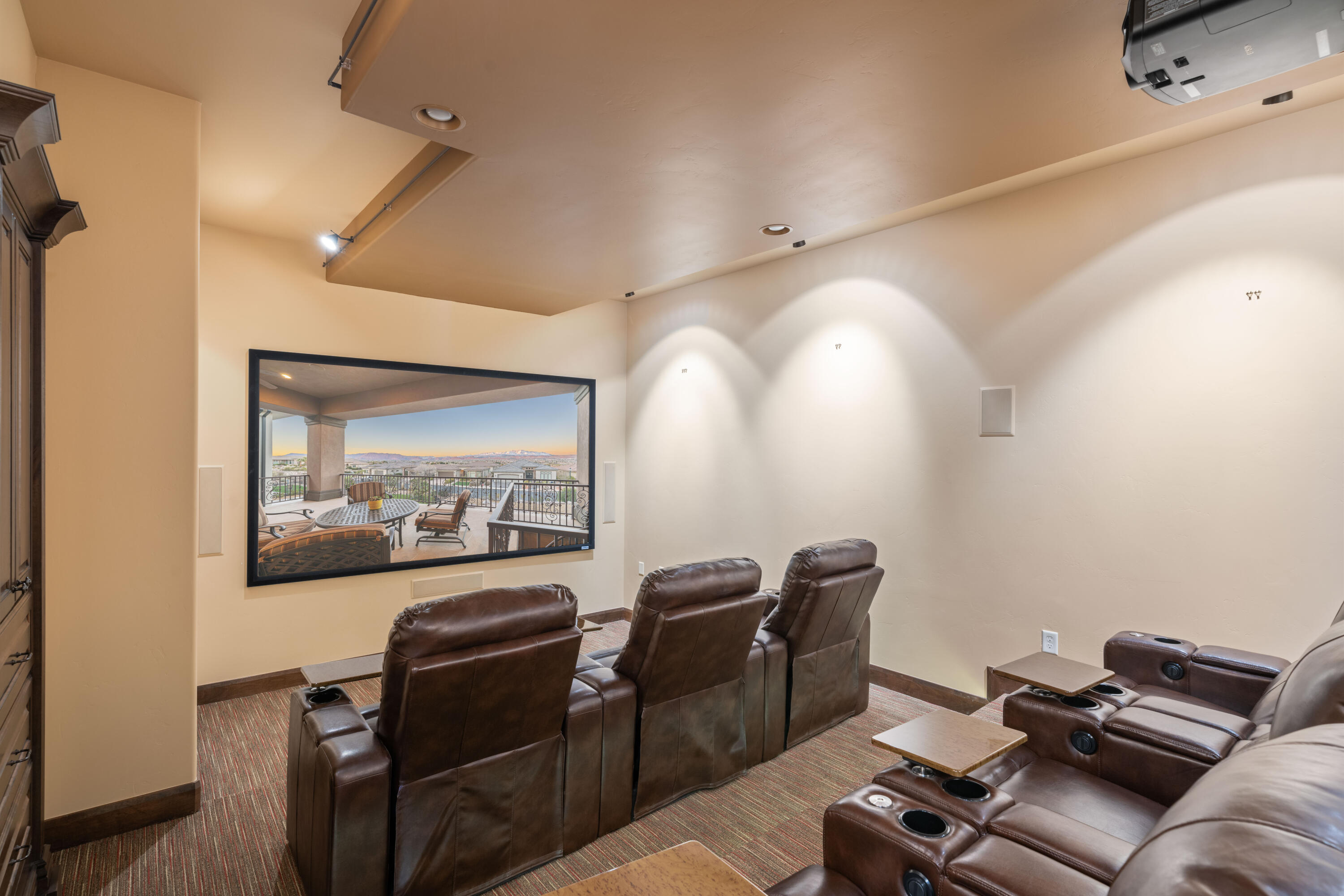 2243 W Sunbrook DR Unit: 124