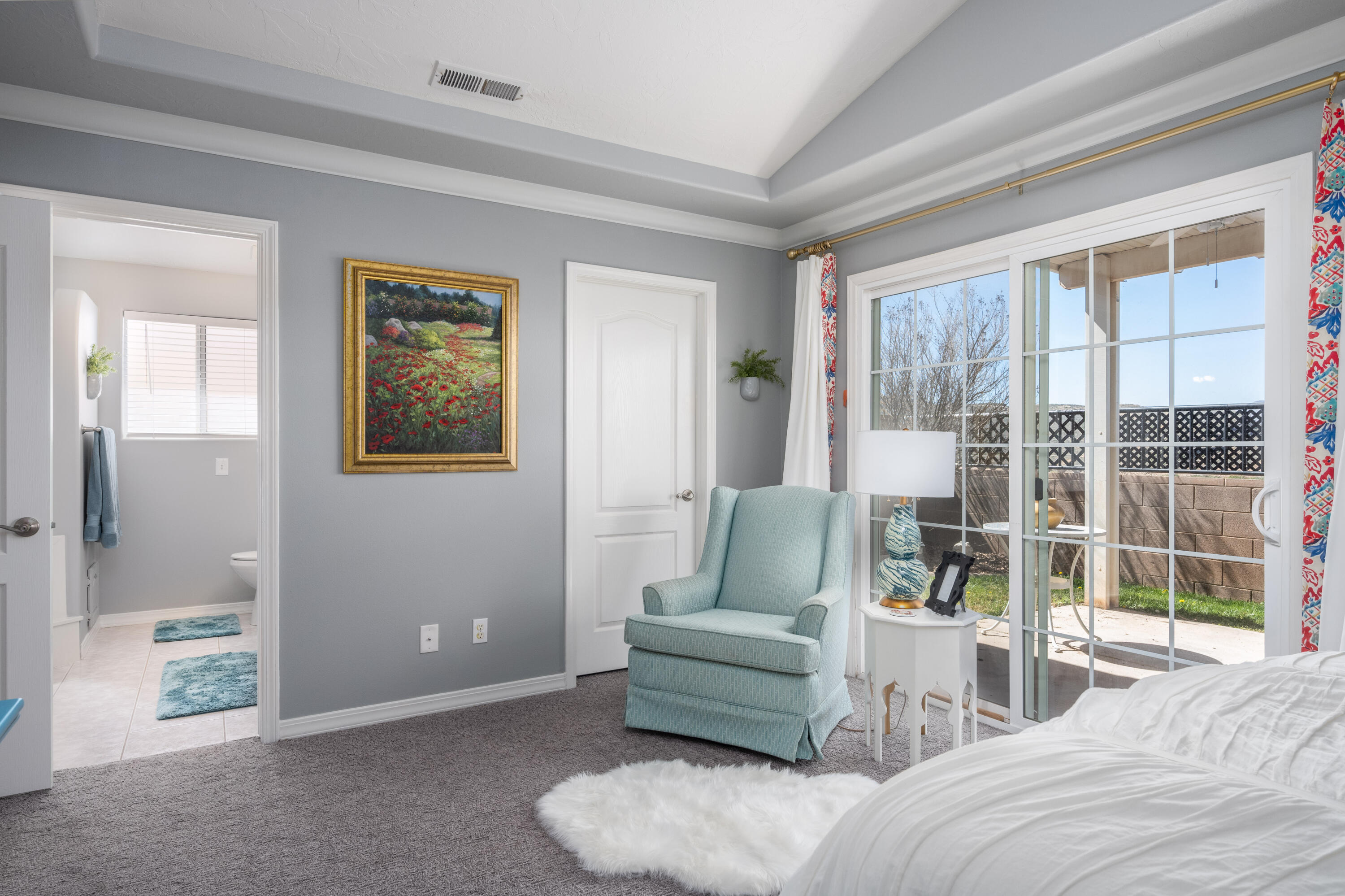 2050 W Canyon View DR Unit: #218