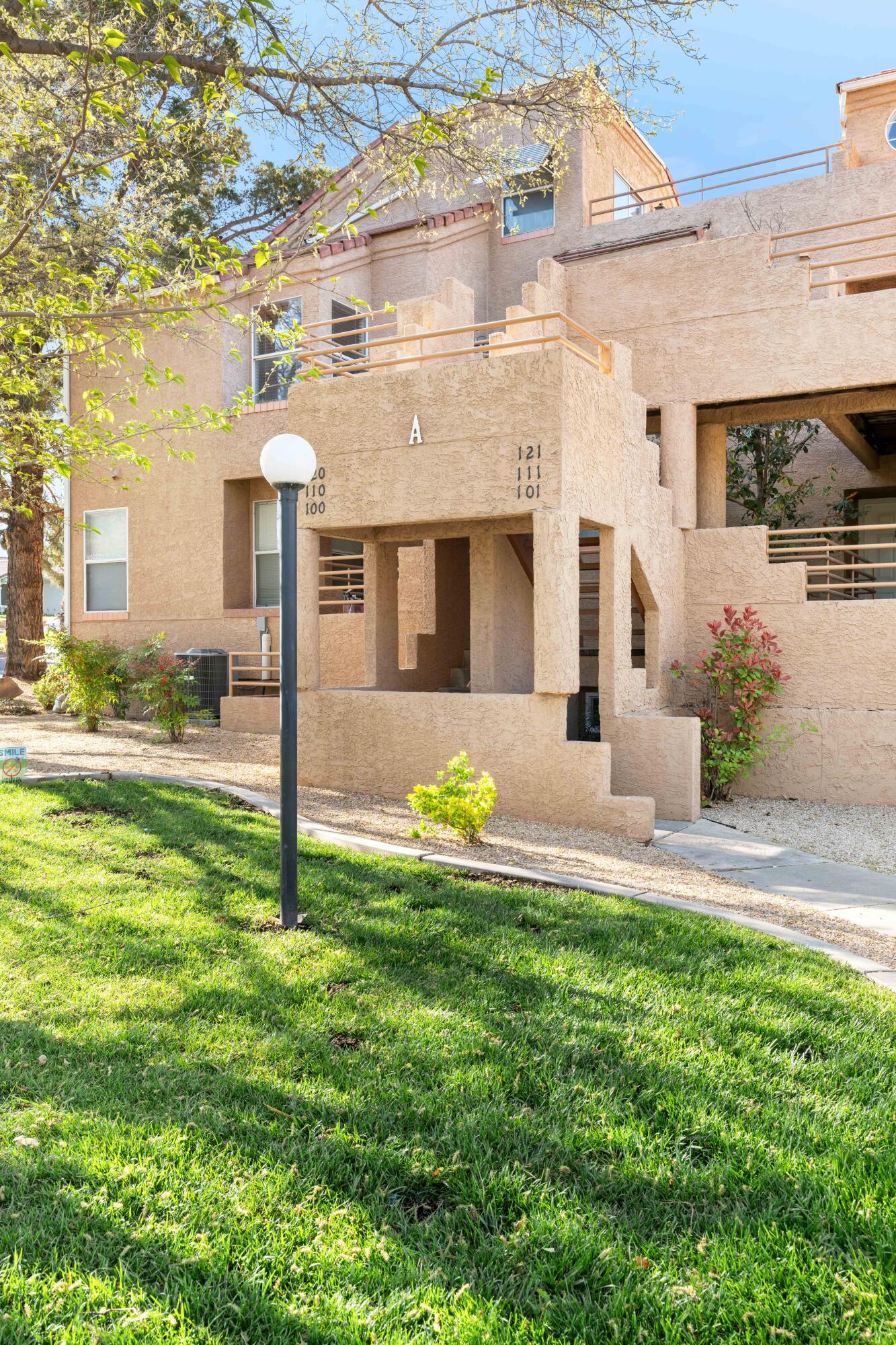 2050 S 1400 E Unit: A101