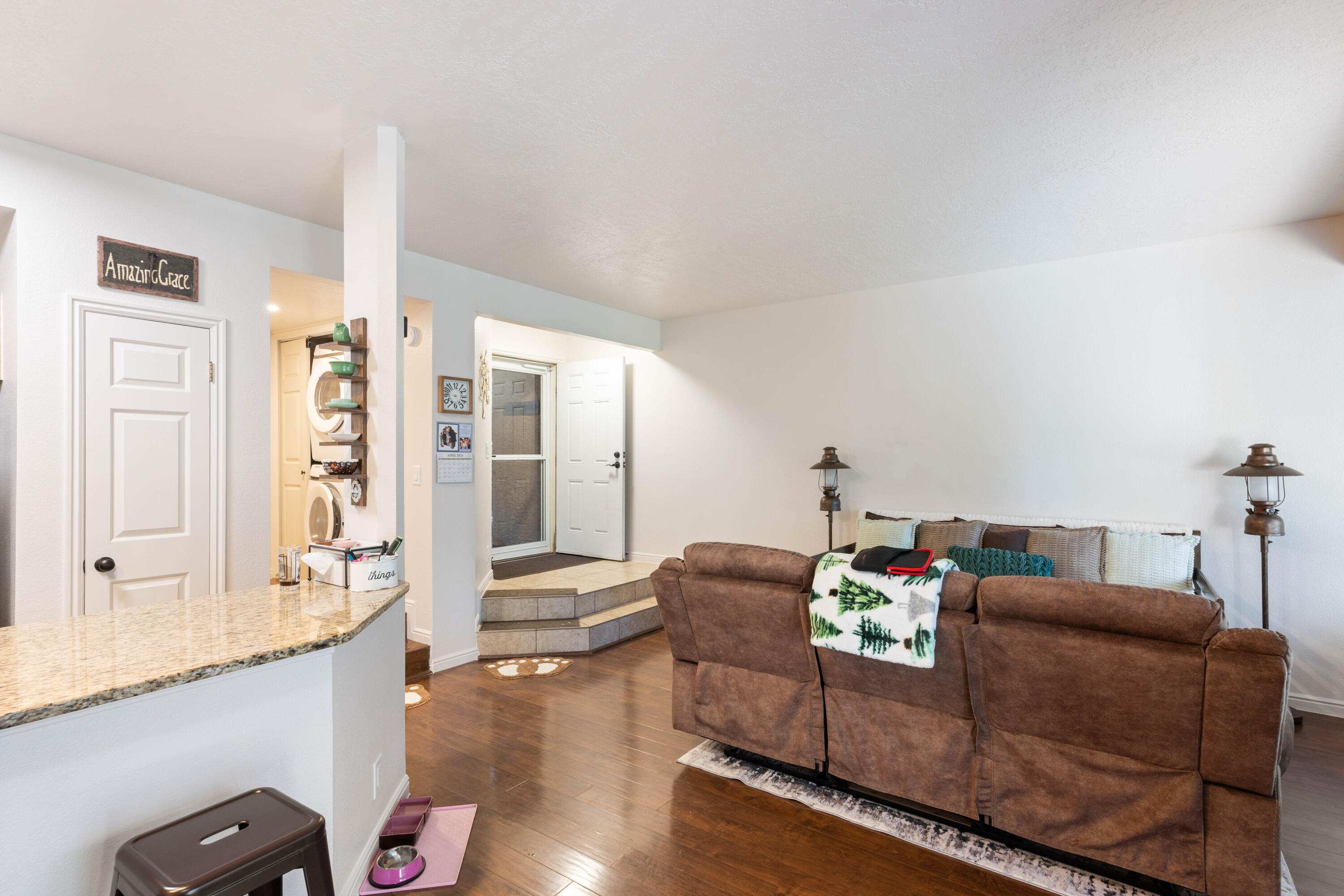 2050 S 1400 E Unit: A101