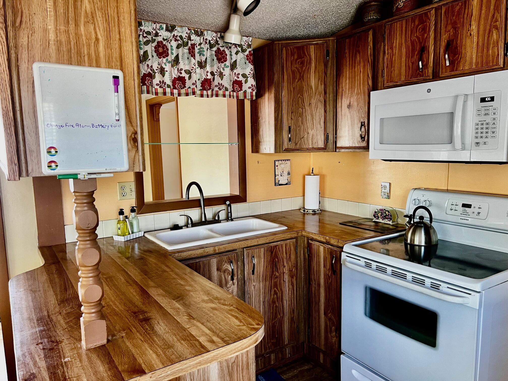 1150 W Red Hills Parkway Unit: #93