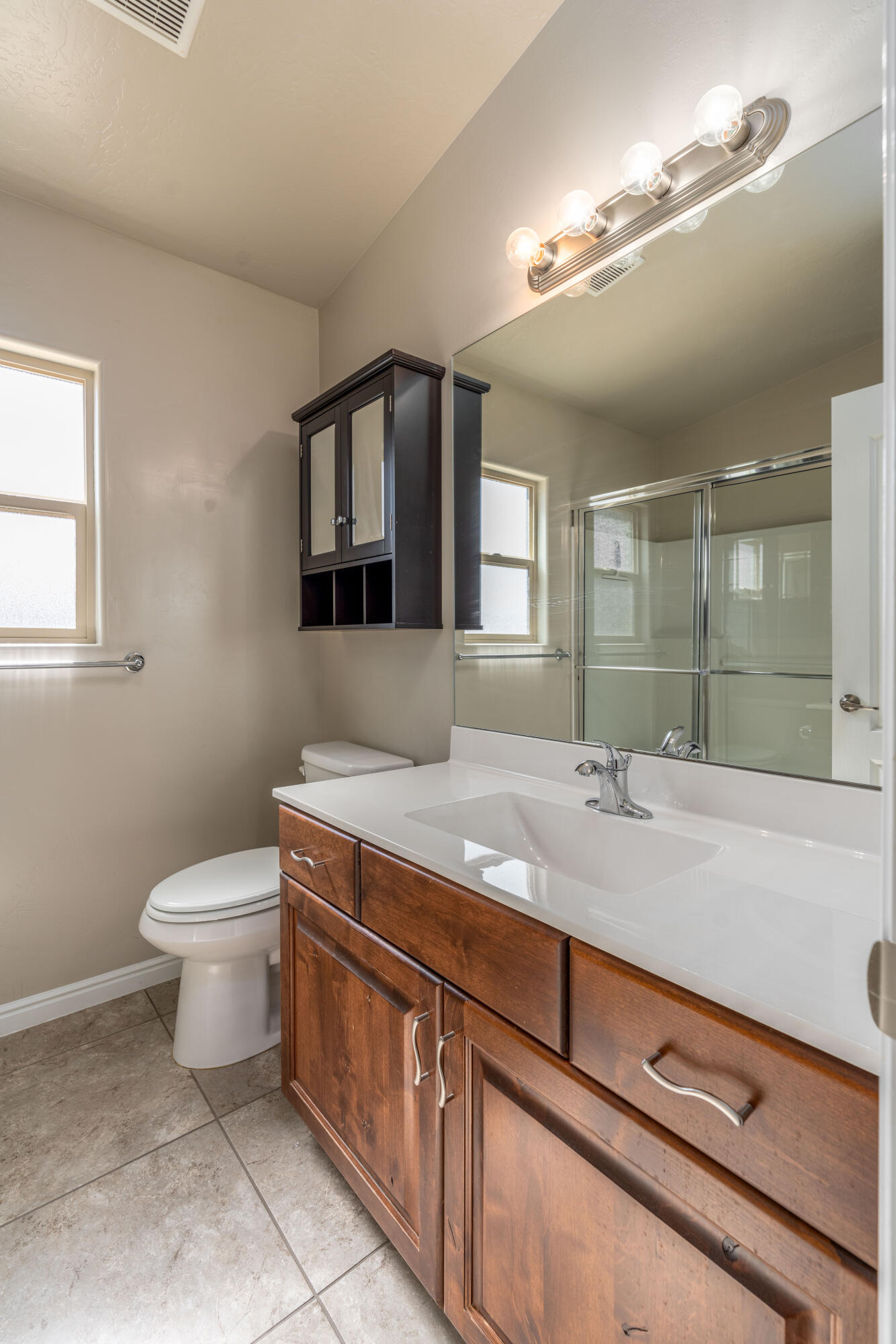 898 Las Colinas DR