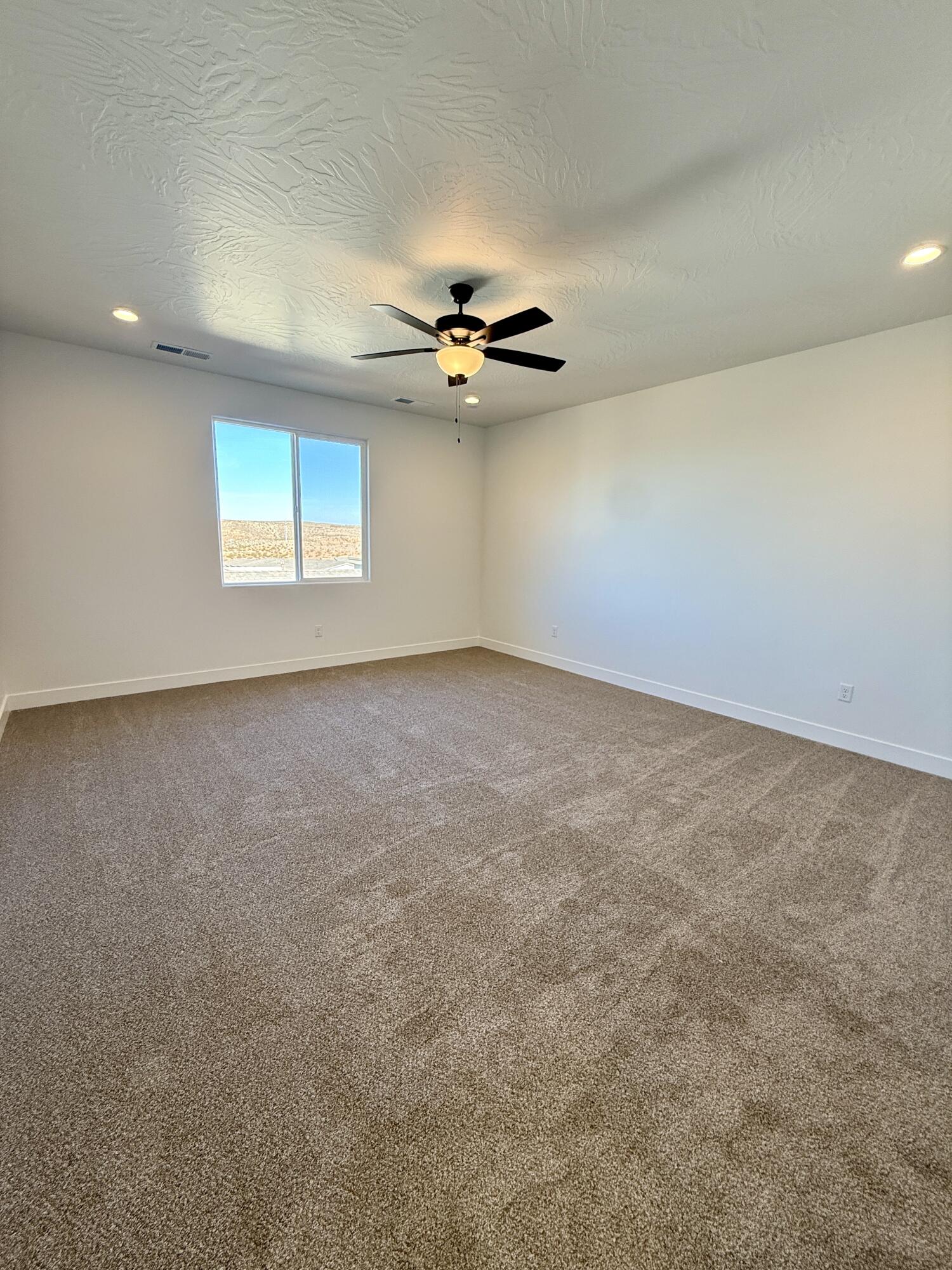 4231 E El Capitan Way