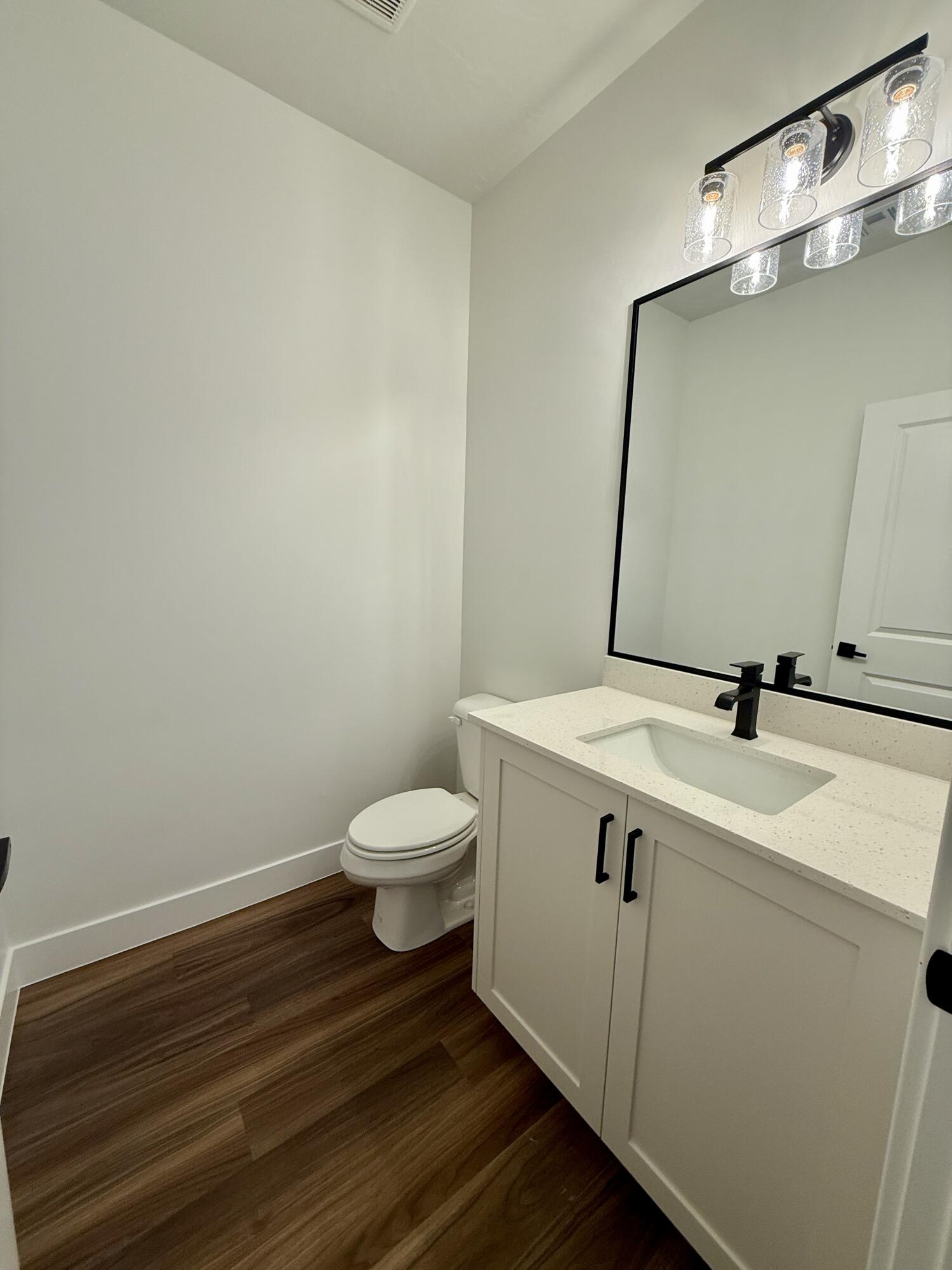 4231 E El Capitan Way