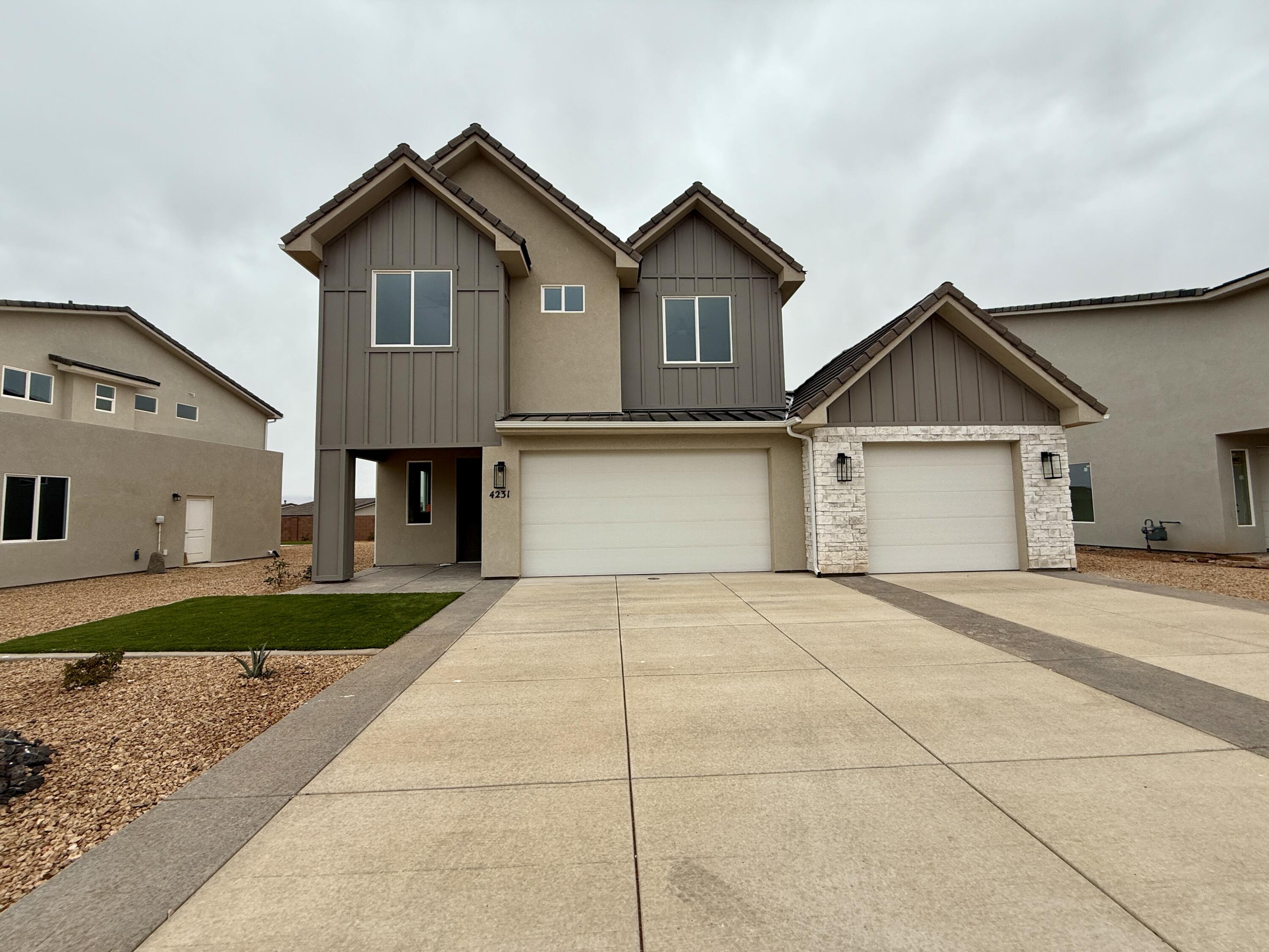 4231 E El Capitan Way