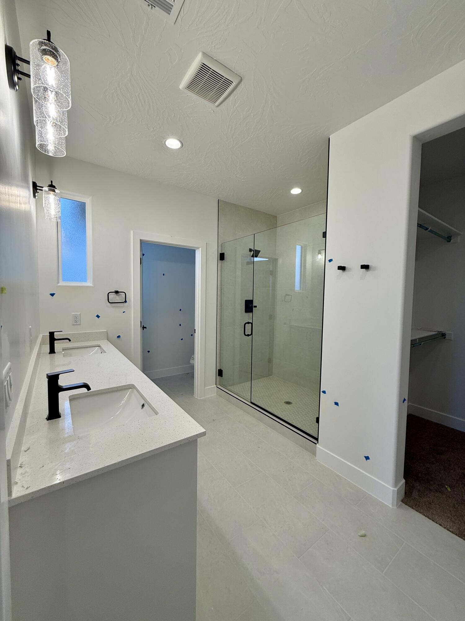 4231 E El Capitan Way